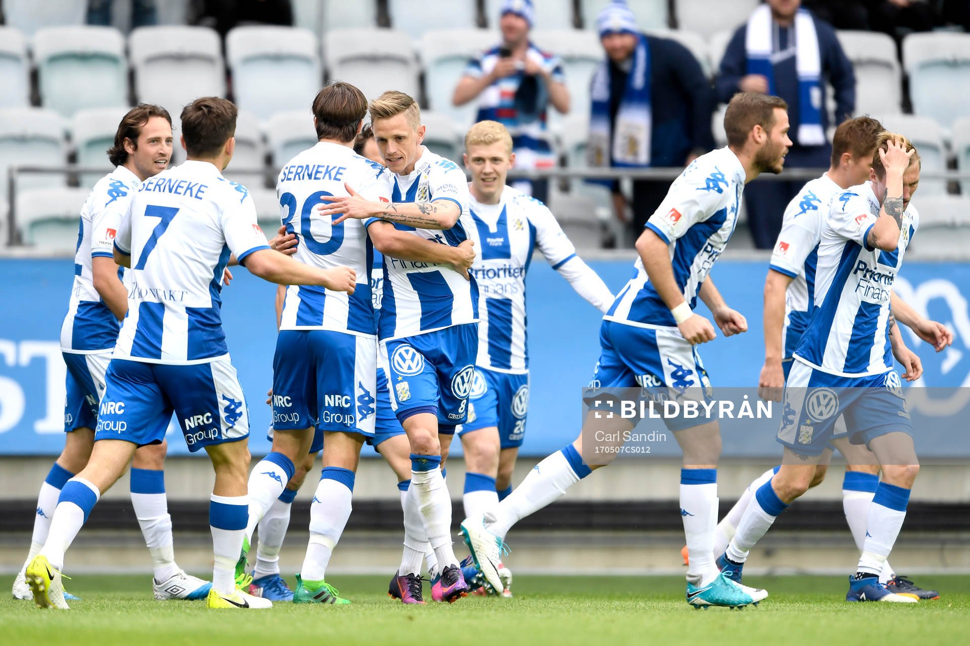 IFK Göteborgs Sören Rieks jublar med lagkamrater