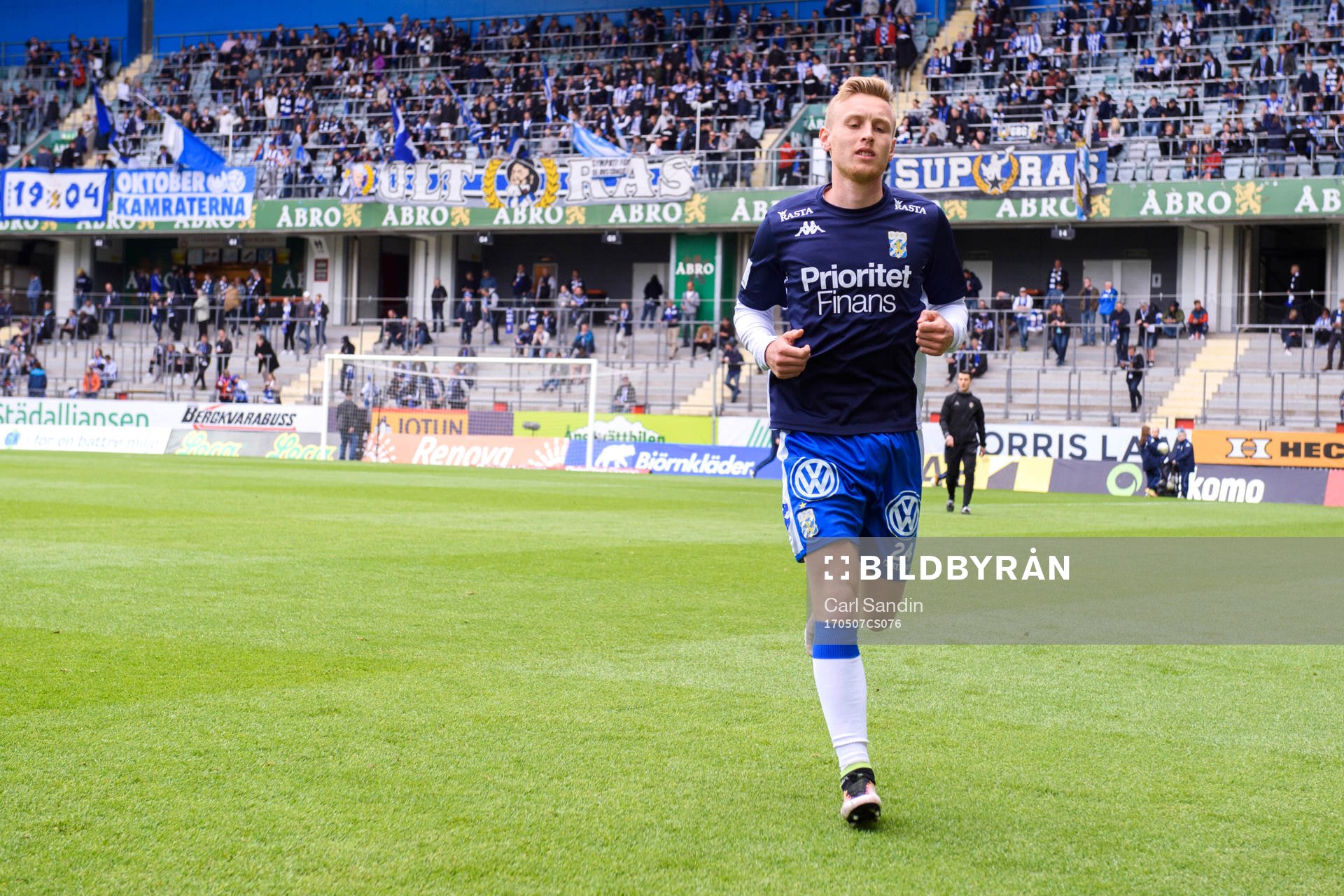 IFK Göteborgs Sebastian Ohlsson värmer upp innan