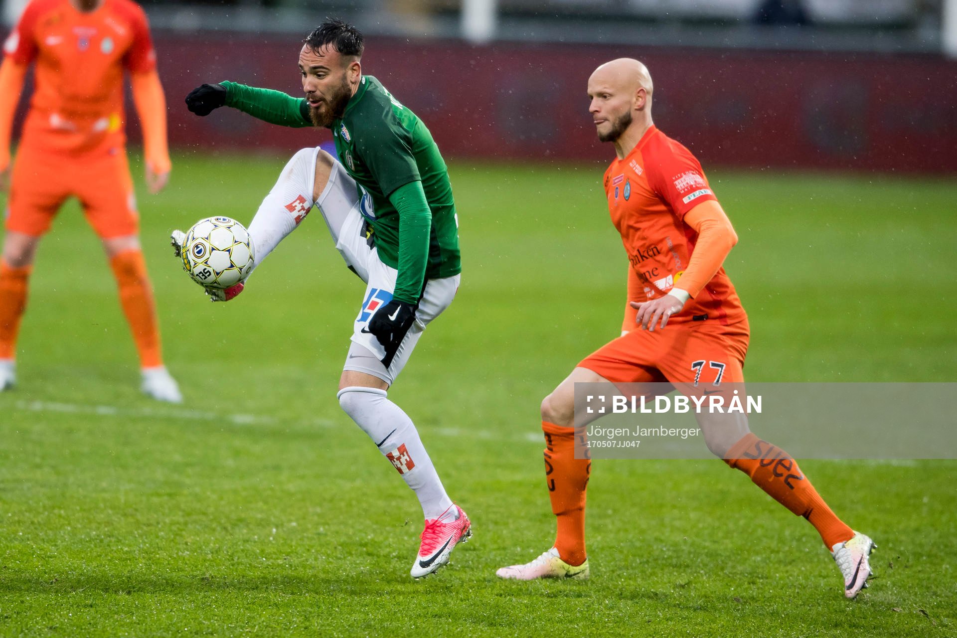 Jönköpings Dzenis Kozica och AFC Eskilstunas Zourab