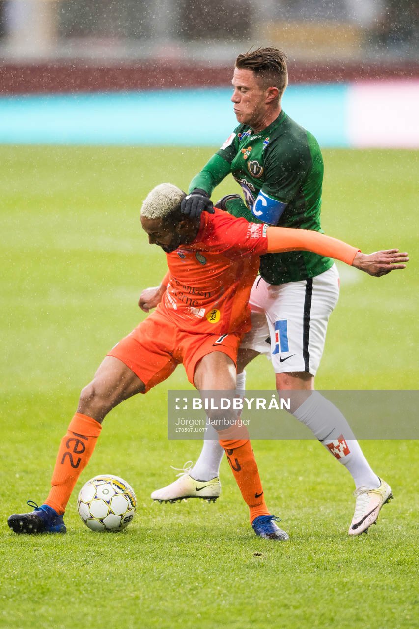 Jönköpings Tommy Thelin och AFC Eskilstunas Ferid Ali