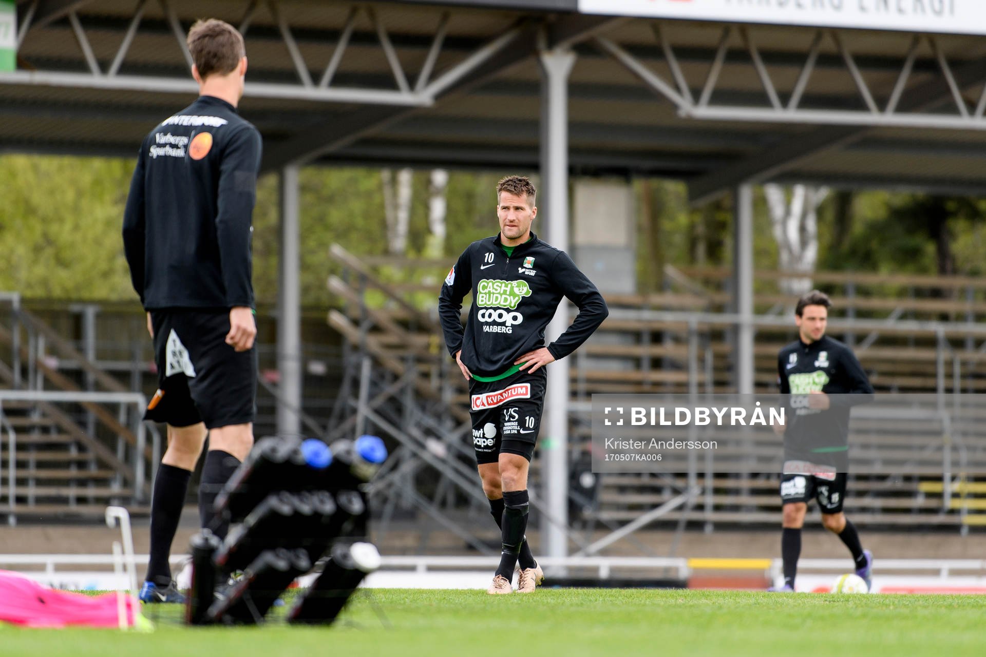 Varbergs Gabriel Altemark-Vanneryr före fotbollsmatchen i