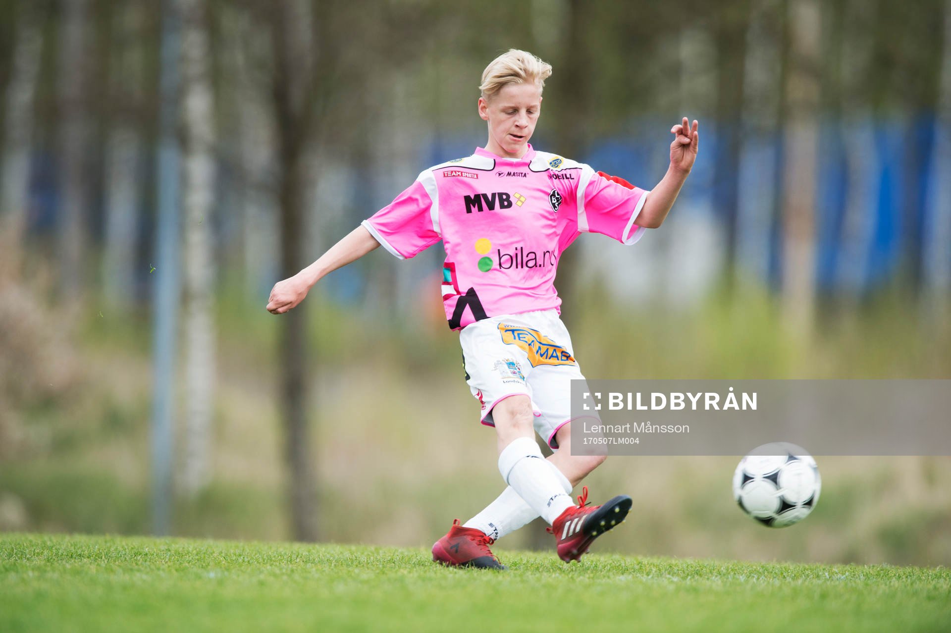 i matchen pojkar födda 2002, U2,  mellan IFK Hässleholm
