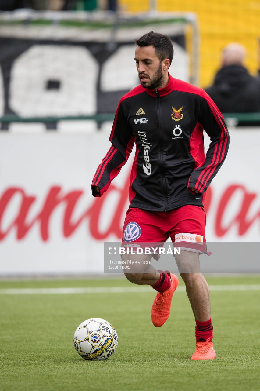 Östersunds Brwa Nouri värmer upp