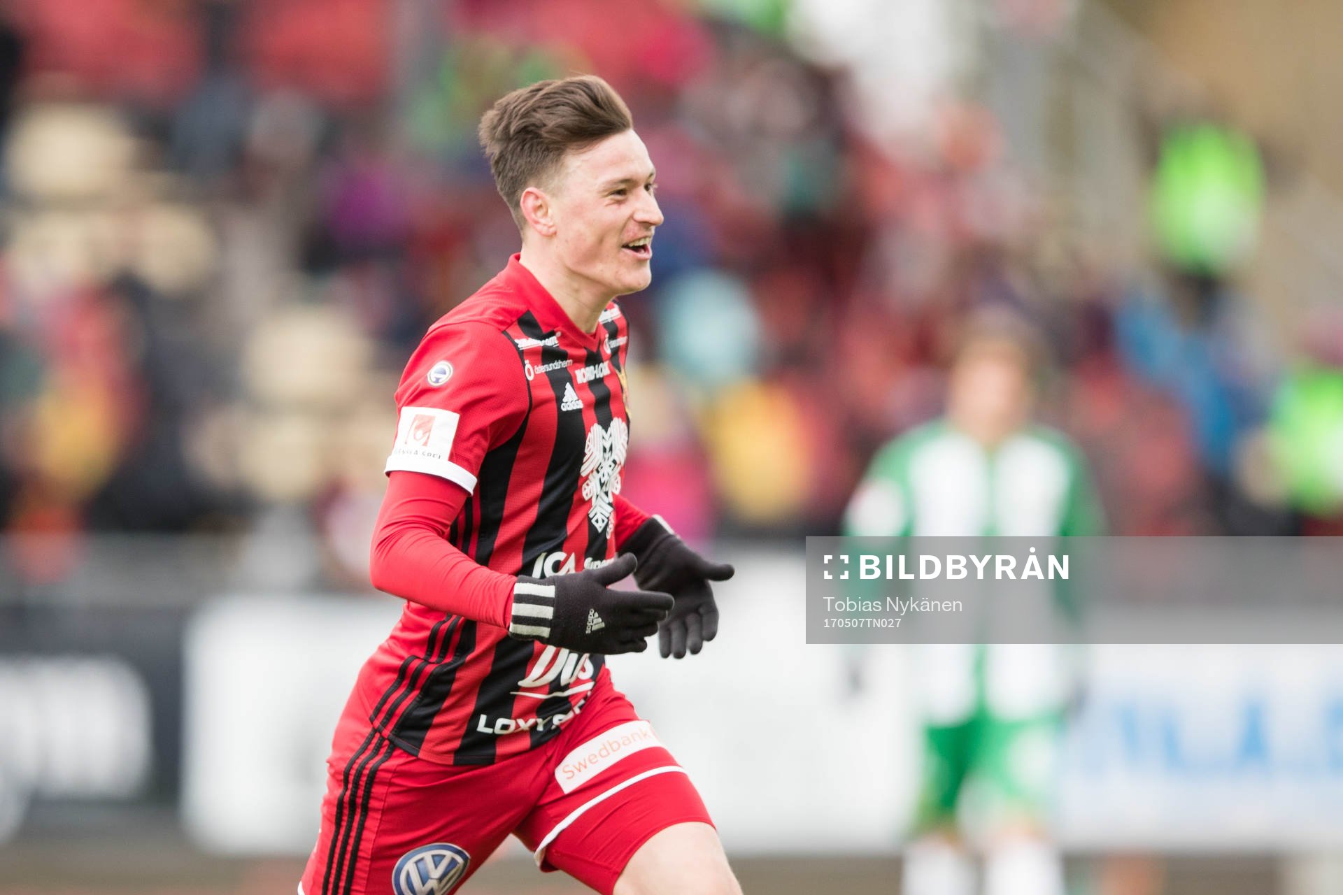 Östersunds Jamie Hopcutt jublar