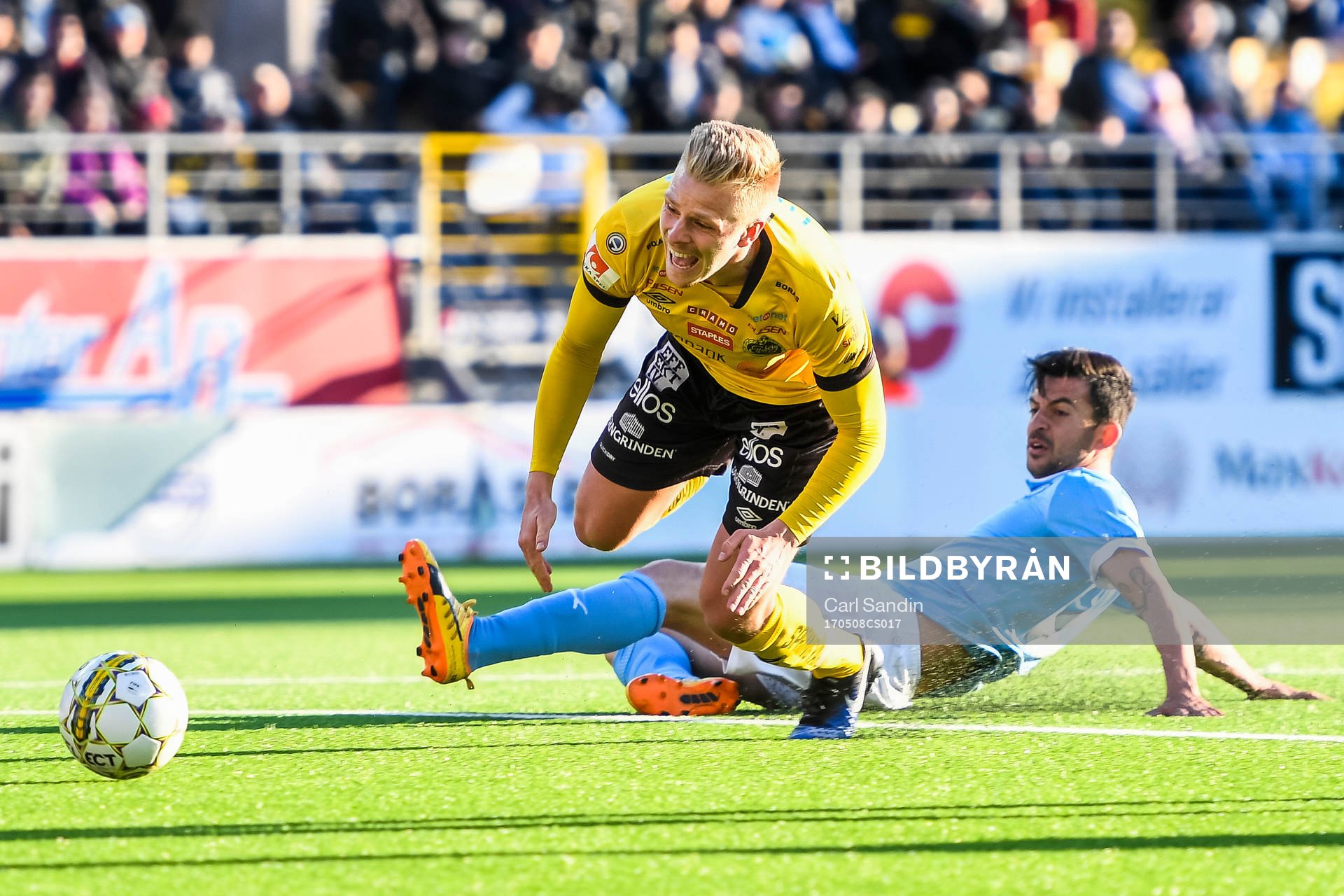 Elfsborgs Per Frick och Malmö FFs Behrang Safari