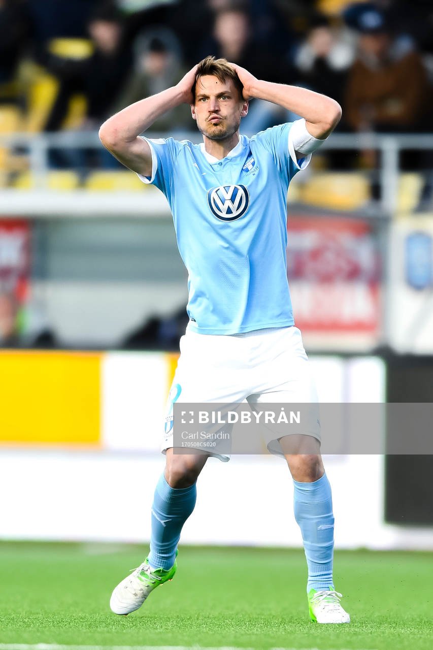 Malmö FFs Markus Rosenberg deppar