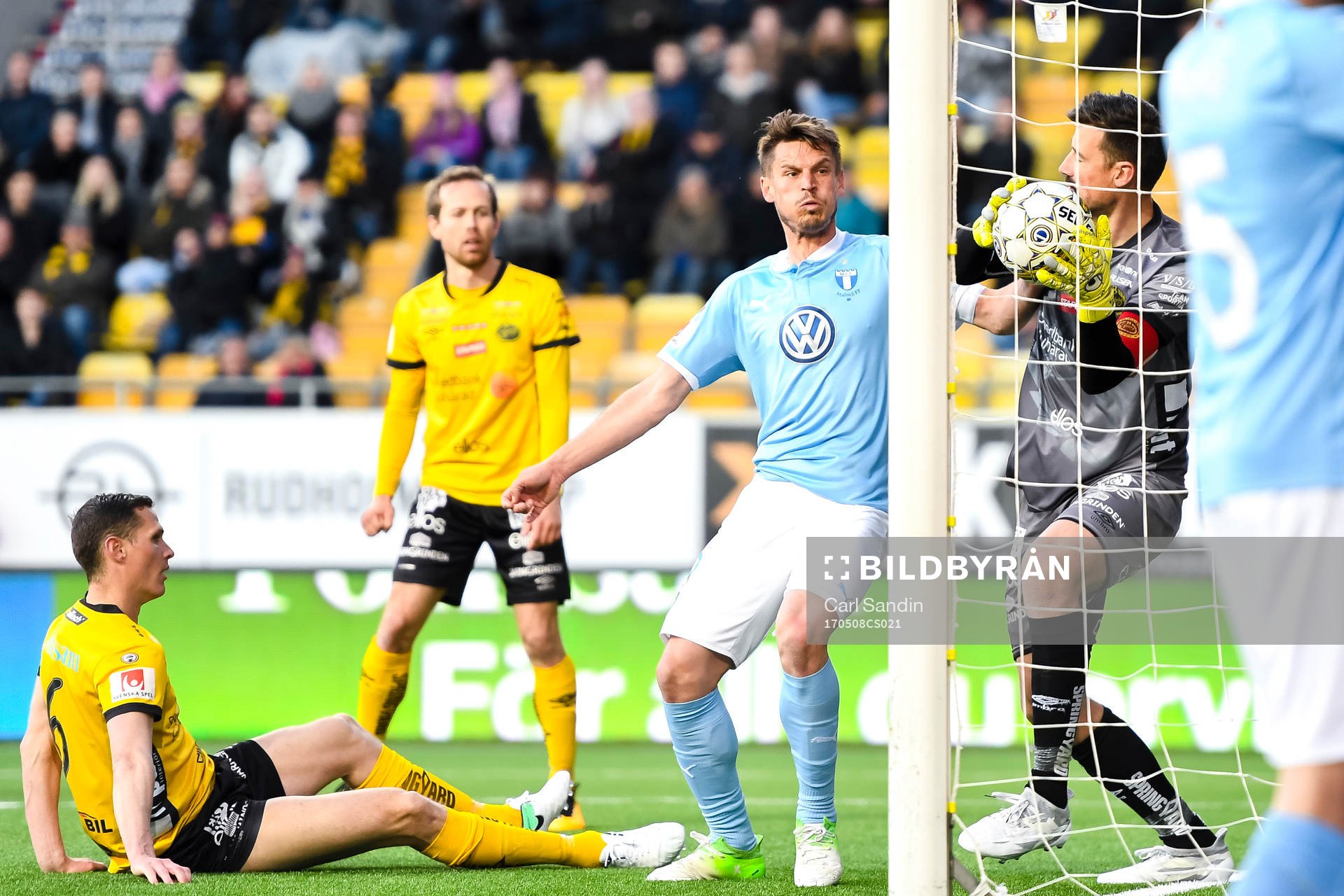 Malmö FFs Markus Rosenberg och Elfsborgs målvakt Kevin