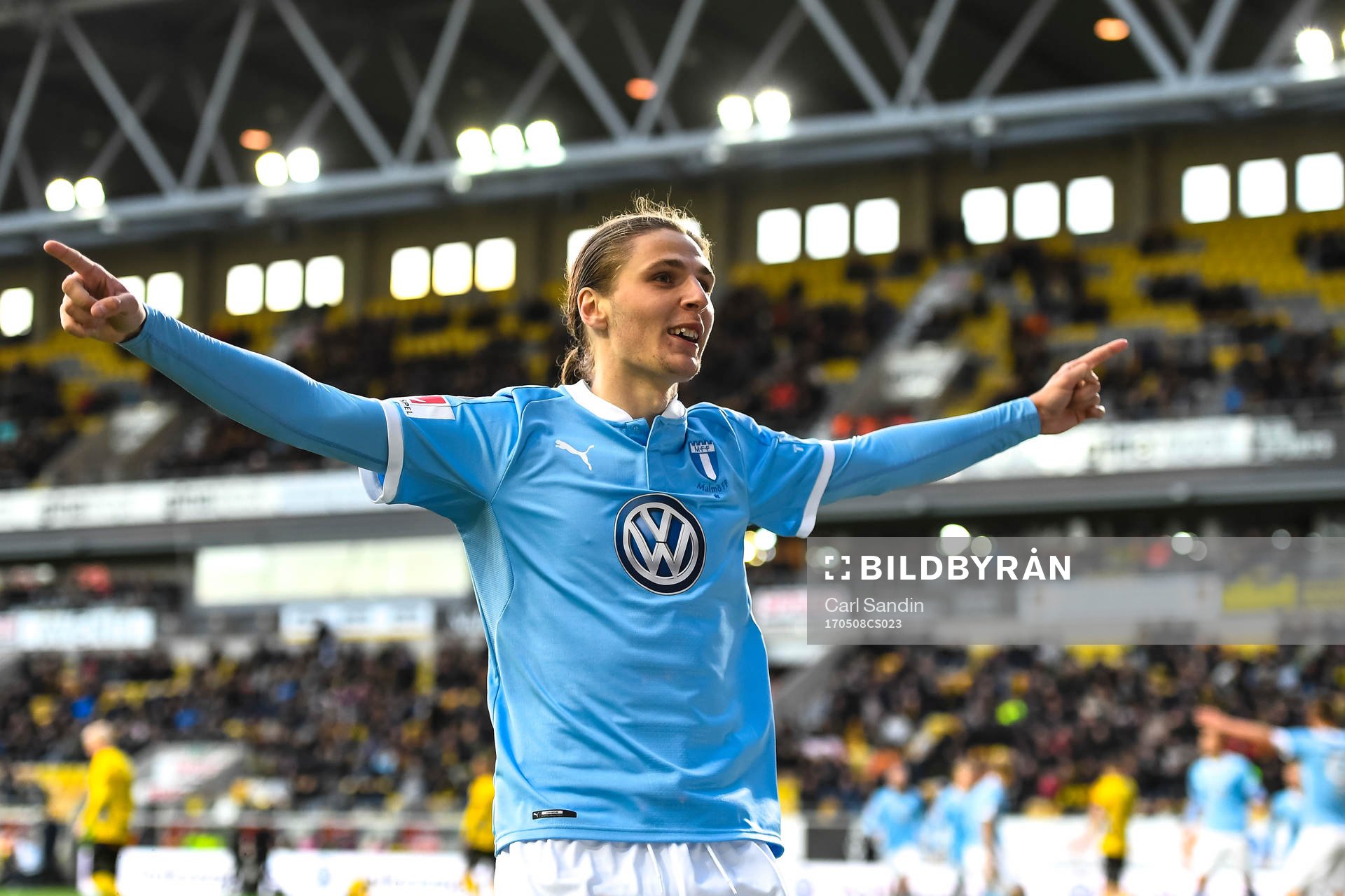 Malmö FFs Pawel Cibicki jublar