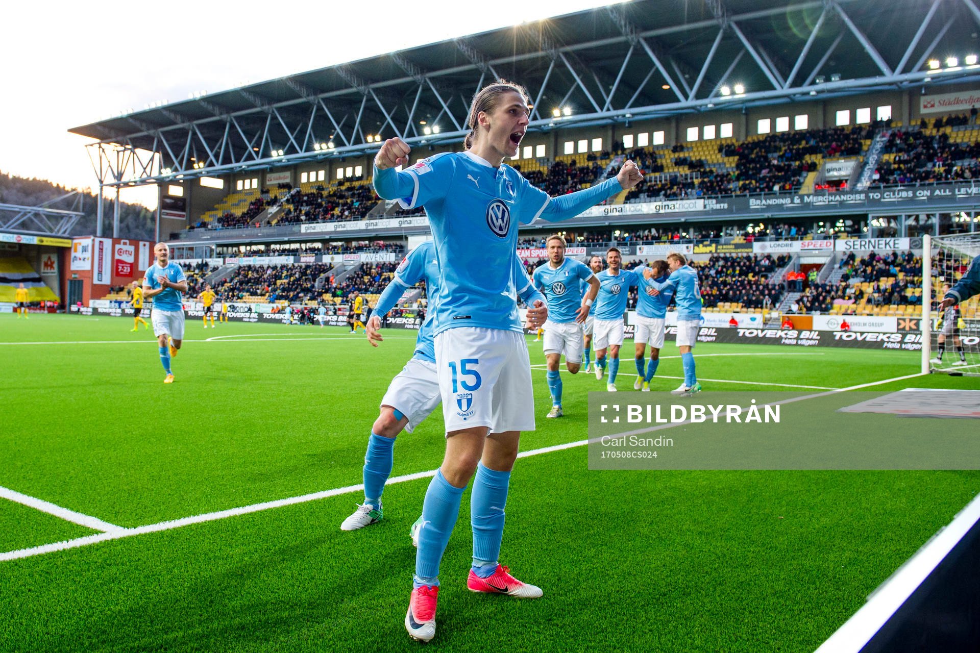 Malmö FFs Pawel Cibicki jublar