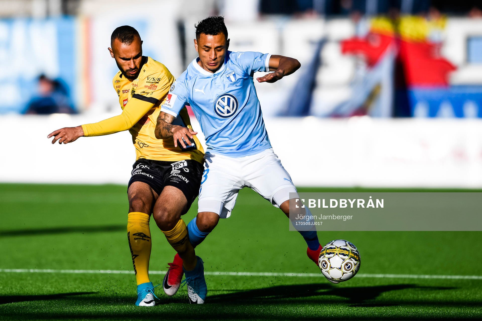 Elfsborgs Issam Jebali och Malmö FFs Yoshimar Yotún