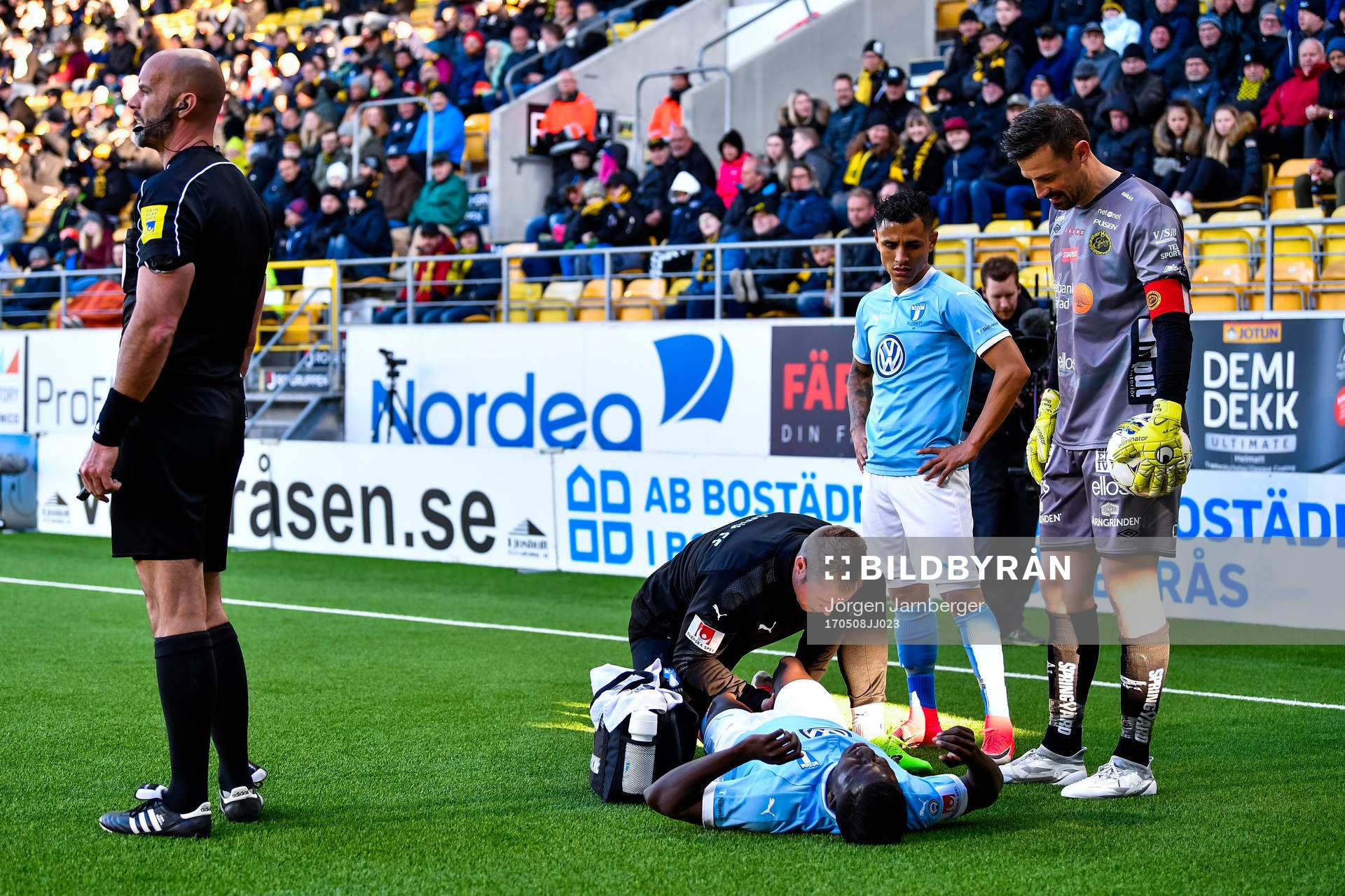 Malmö FFs Pa Konate får vård