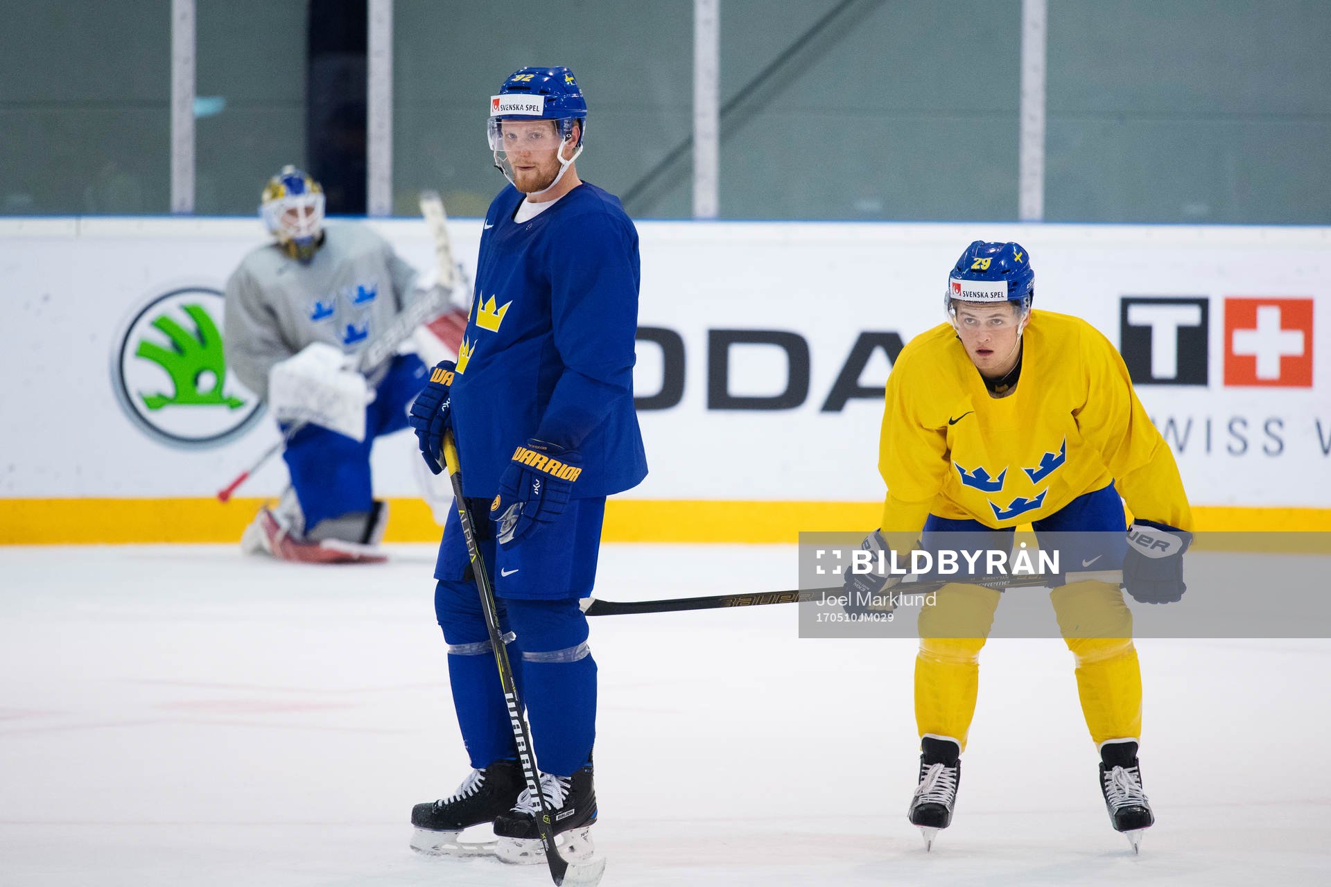 Gabriel Landeskog och William Nylander på Sveriges