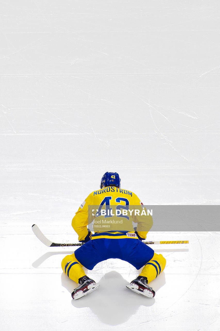 Sveriges Joakim Nordström stretchar