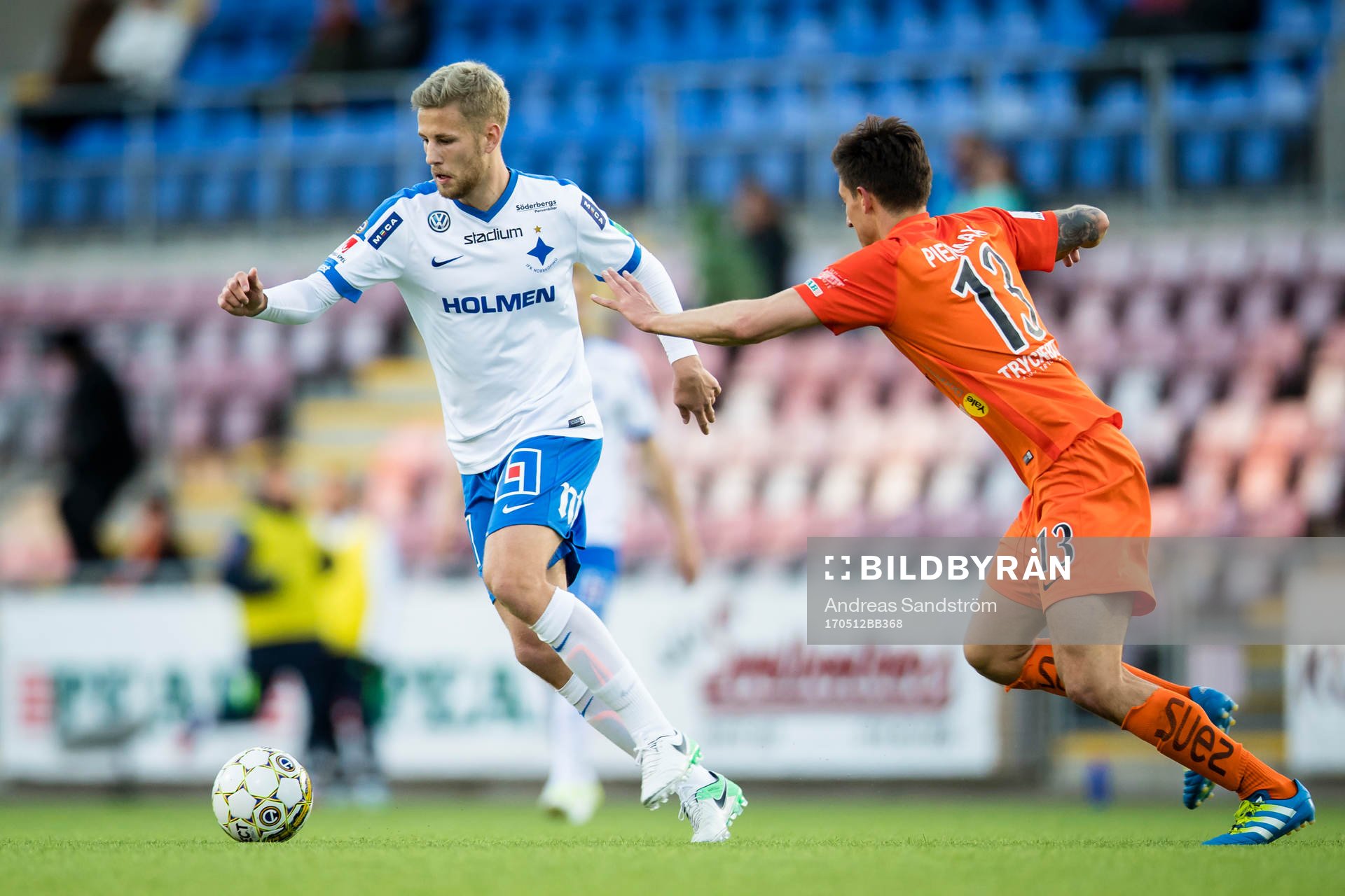 Norrköpings Filip Dagerstål och AFC Eskilstunas Thomas