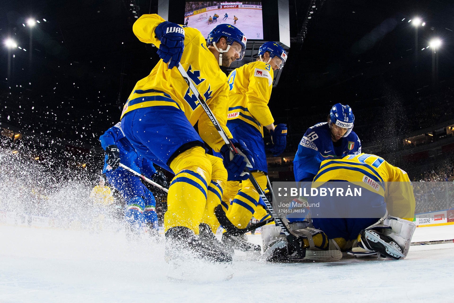 Sveriges Alexander Edler, John Klingberg och målvakt