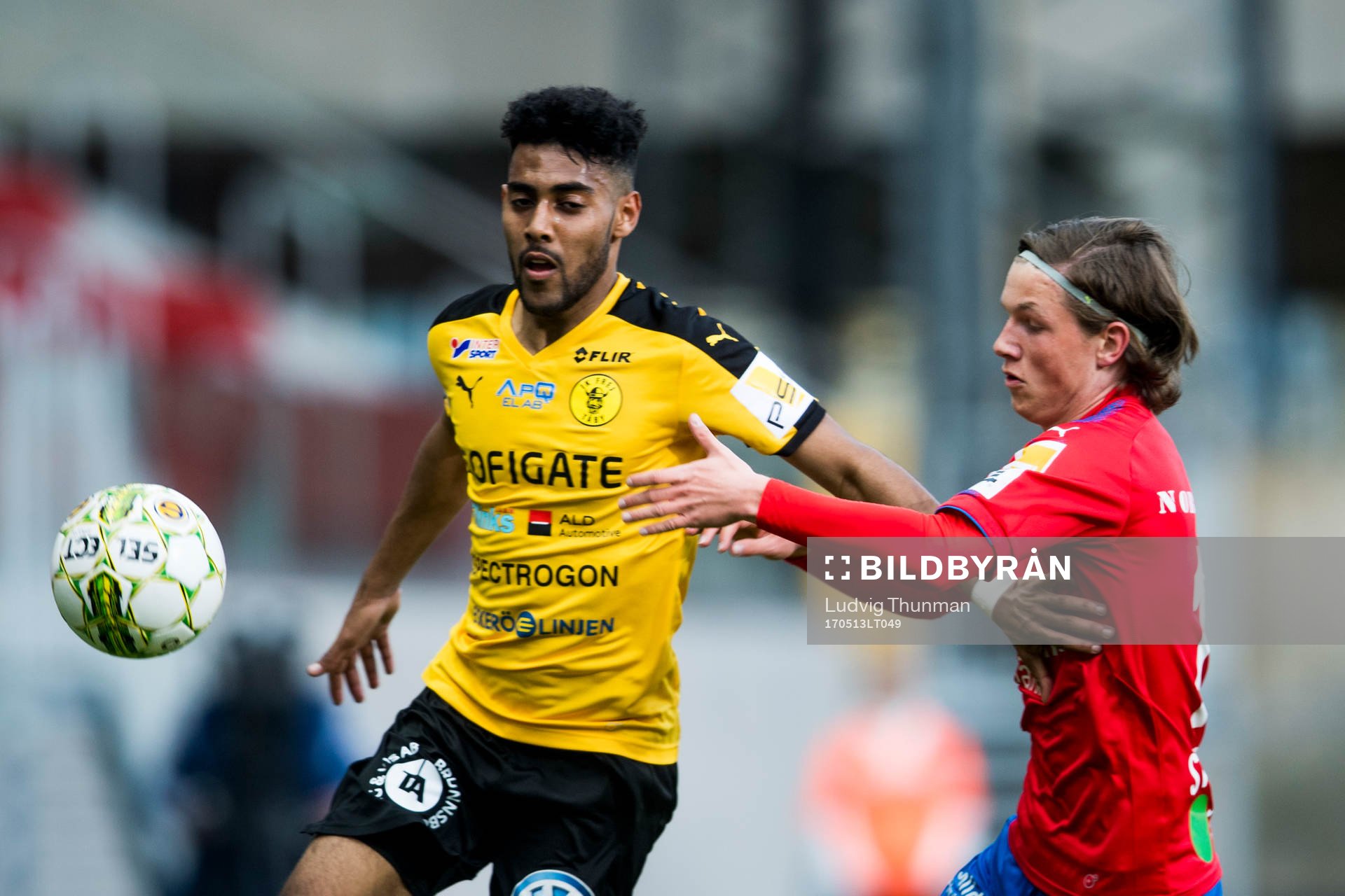 Frejs Yonathan Getachew och Helsingborgs Max Svensson
