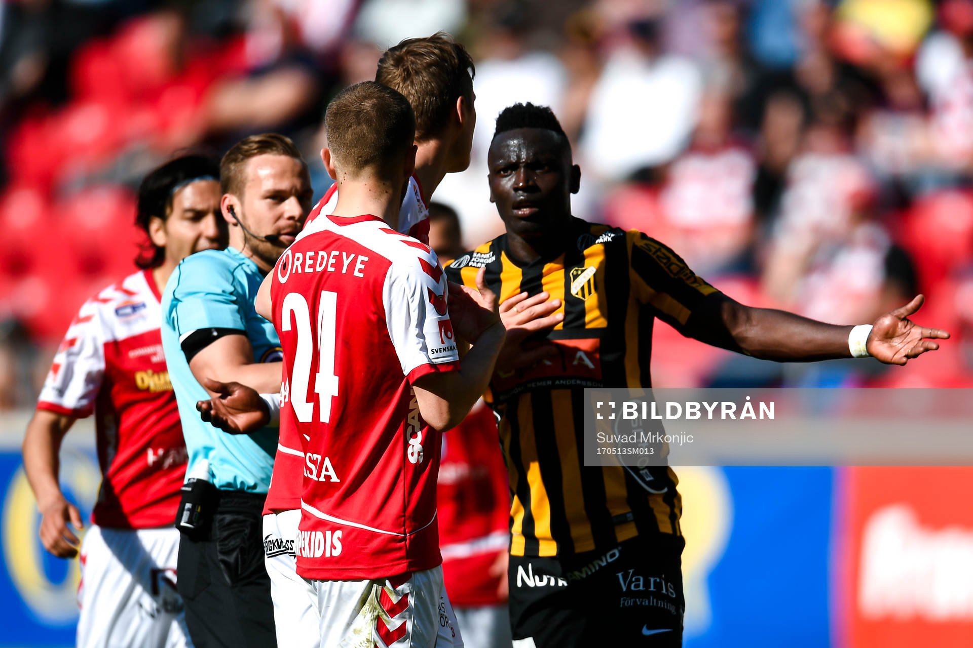 Häckens Alhassan Kamara och Kalmars Filip Sachpekidis