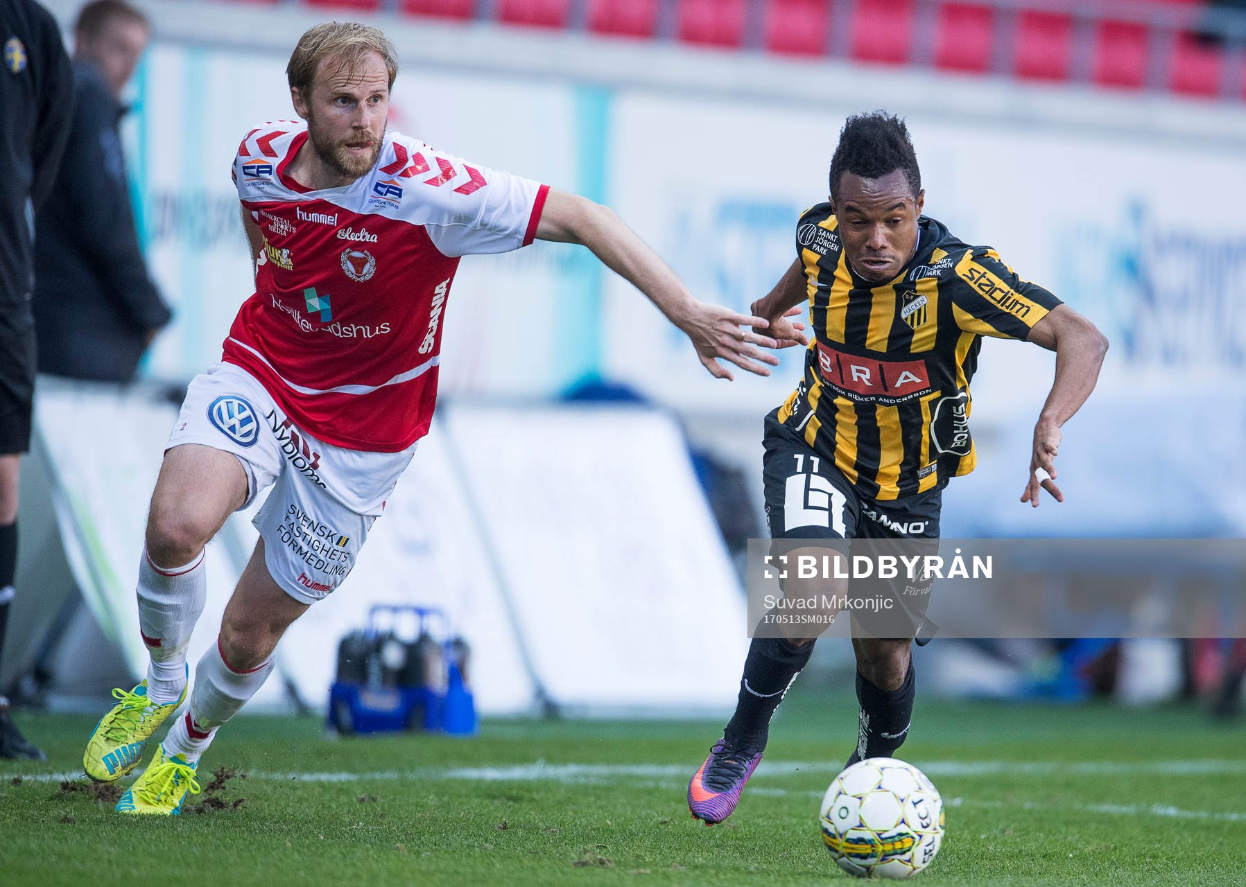 Kalmars Markus Thorbjörnsson och Häckens Nasiru Mohammed