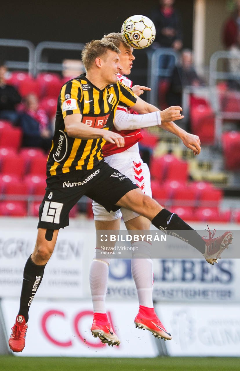 Kalmars Edvin Crona och Häckens Juhani Ojala