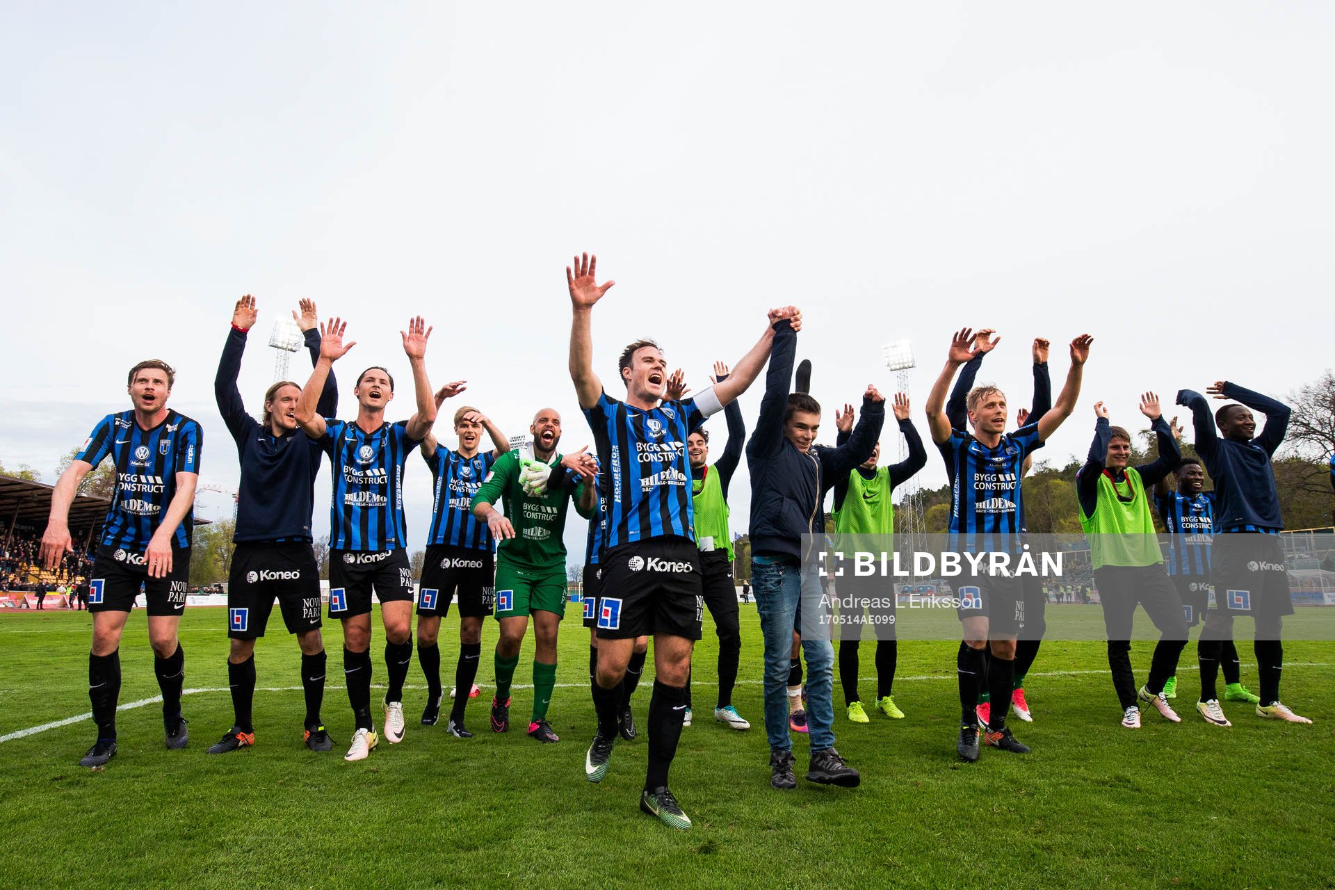 Sirius spelare jublar