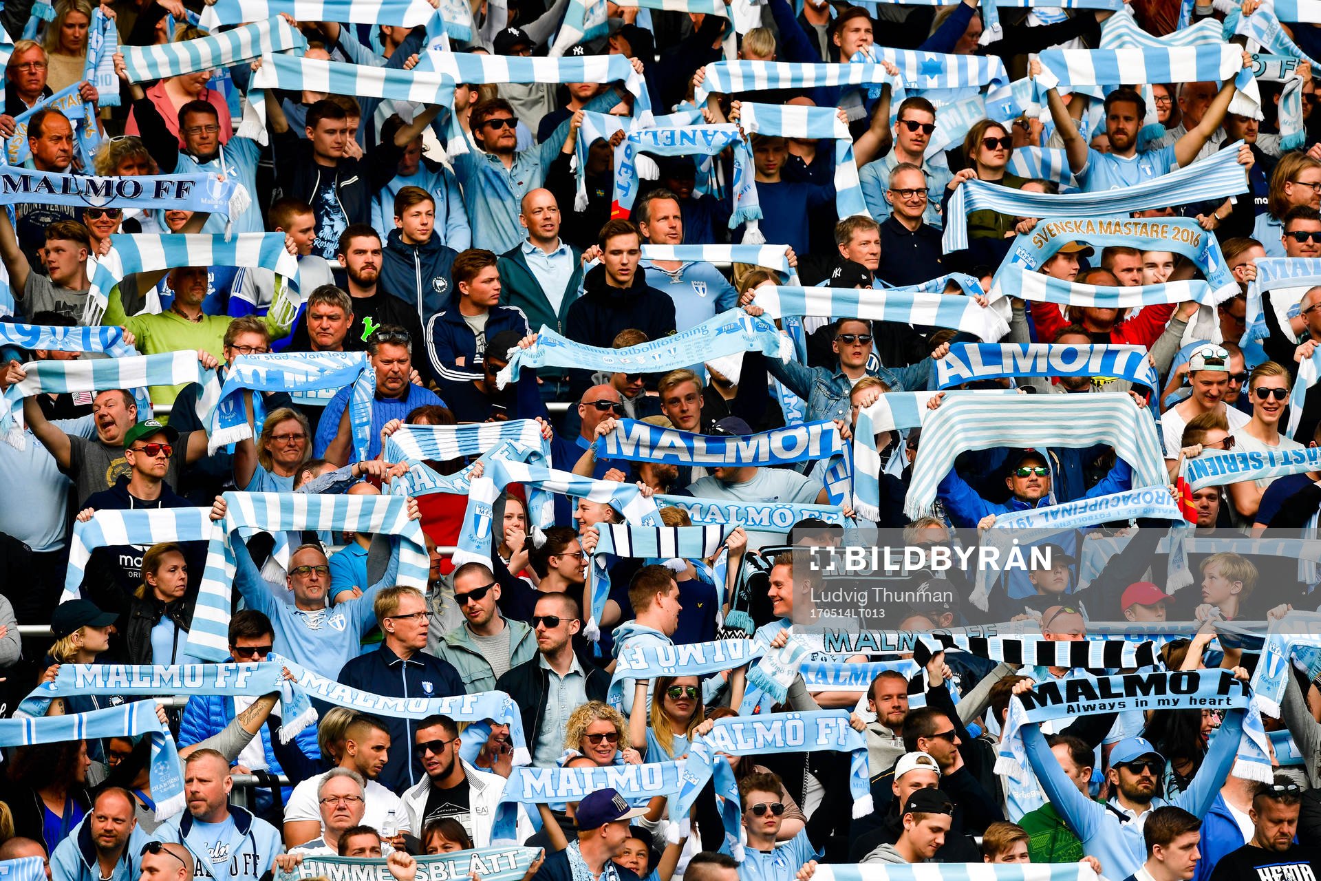 Malmö FFs supportar före  fotbollsmatchen i Allsvenskan