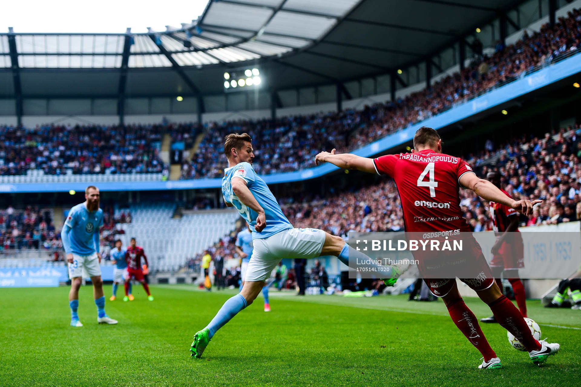 Malmö FFs Markus Rosenberg och Östersunds Sotirios