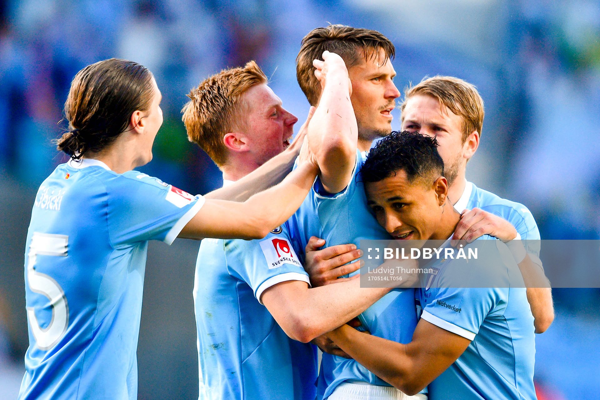 Malmö FFs Markus Rosenberg jublar med Pawel Cibicki ,