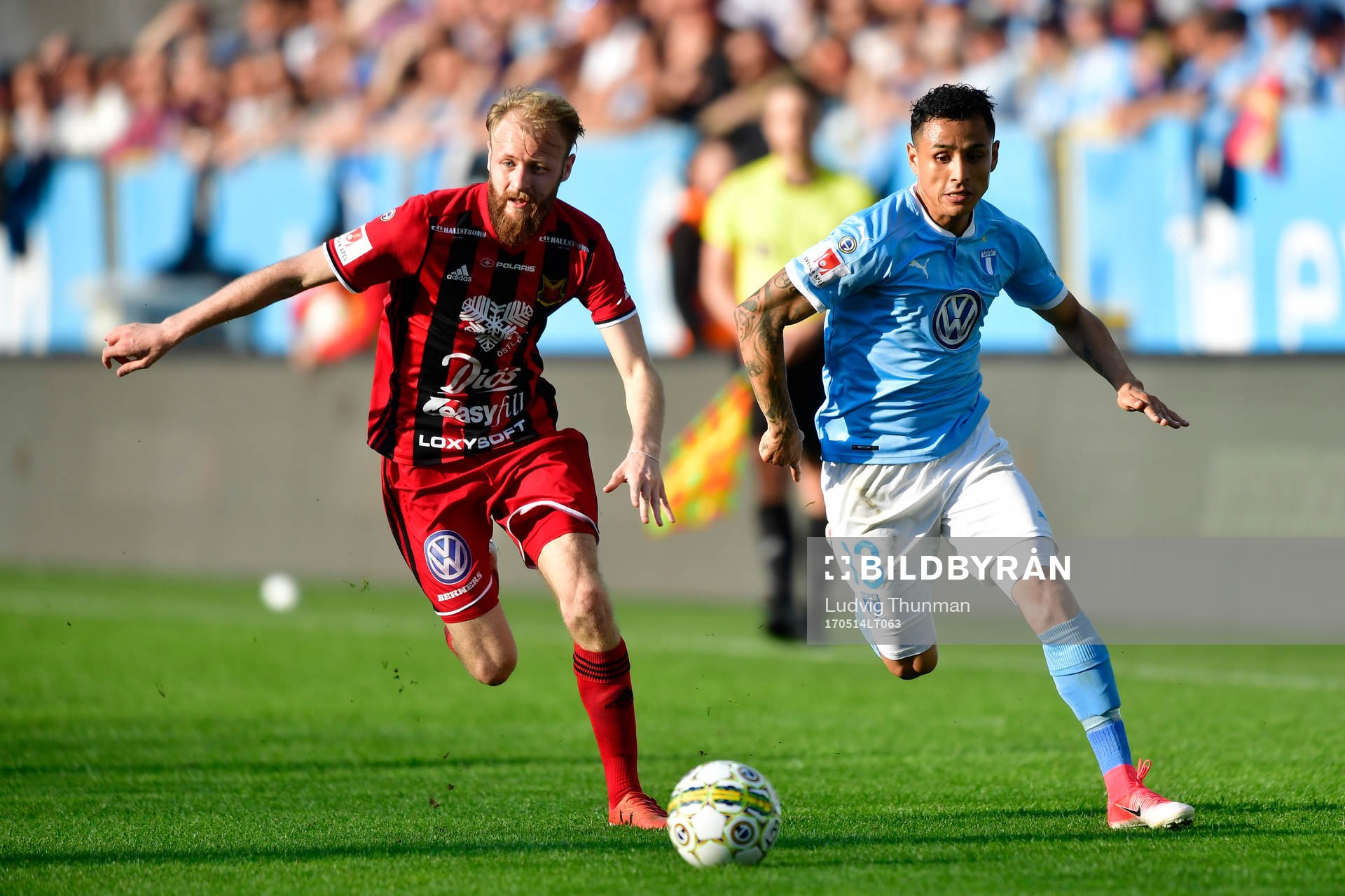 Östersunds Curtis Edwards och Malmö FFs Yoshimar Yotún