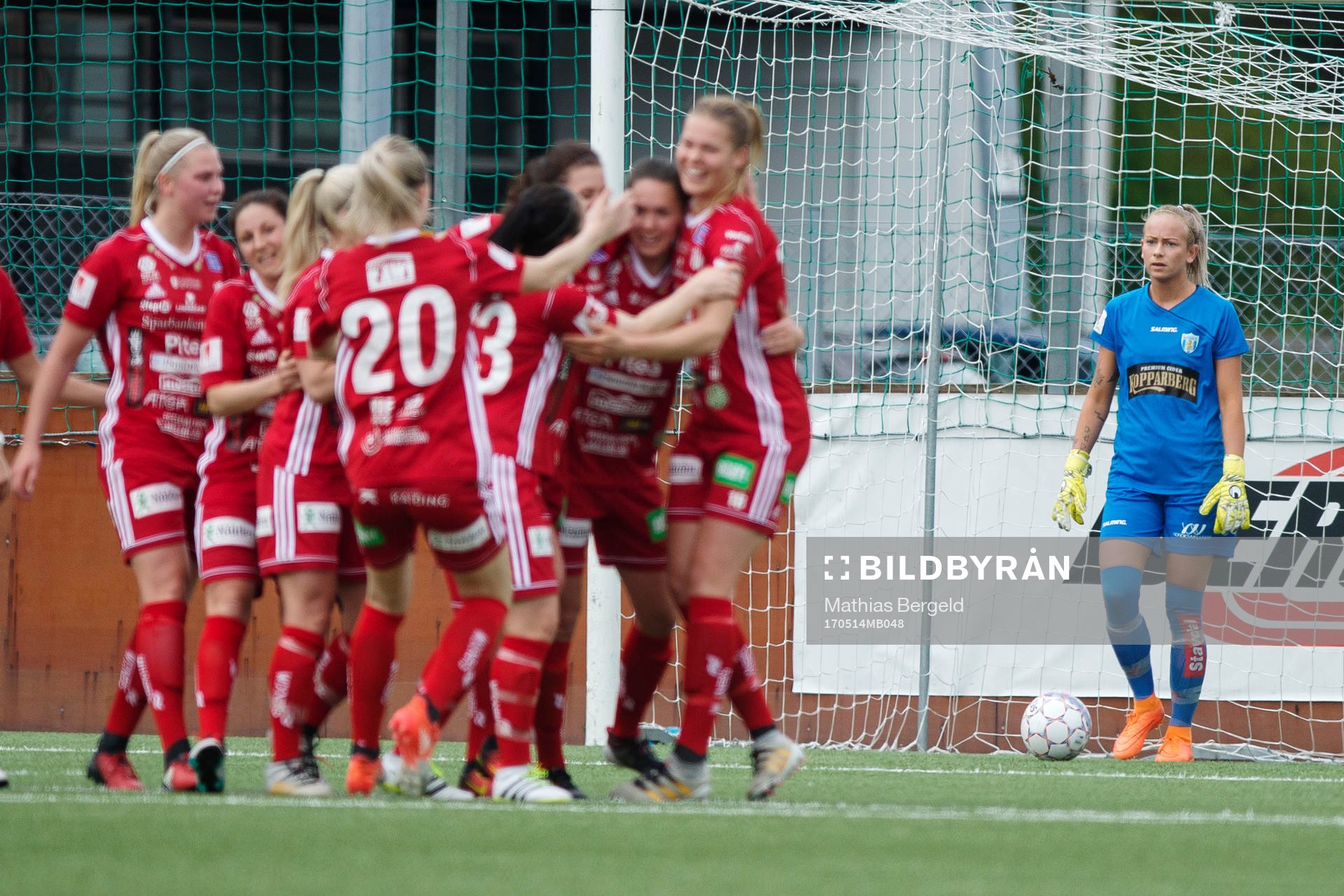 Göteborgs målvakt Fanny Lund deppar