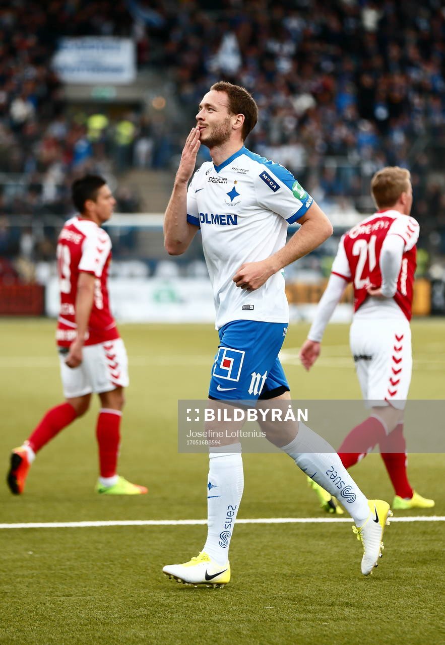 Norrköpings Jón Gudni Fjóluson jublar