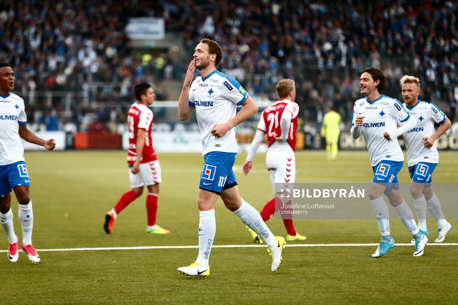 Norrköpings Jón Gudni Fjóluson jublar