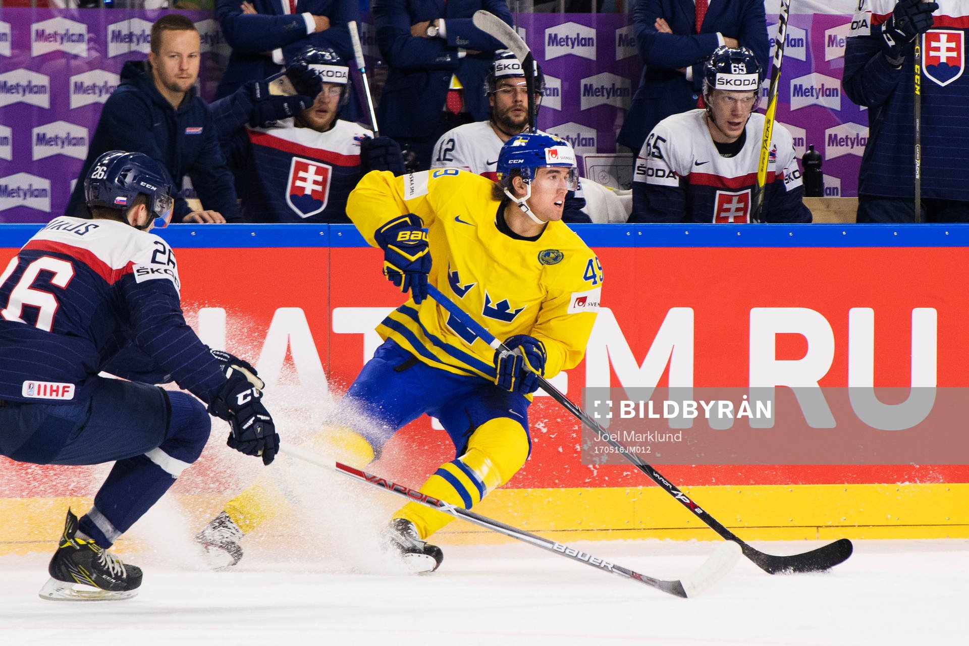 Slovakiens Juraj Mikus utmanas av Sveriges Victor Rask
