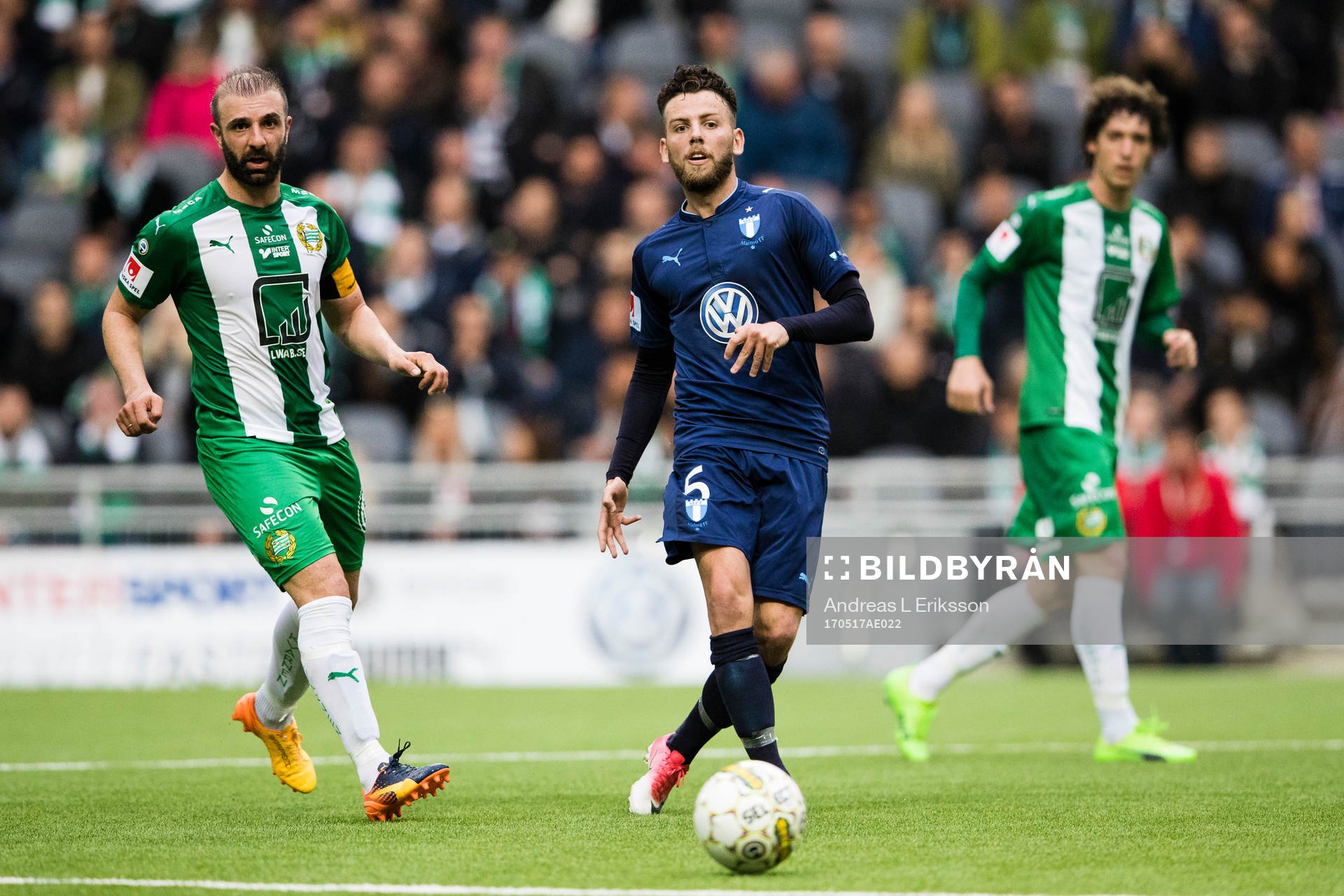 Hammarbys Kennedy Bakircioglu och Malmö FFs Erdal Rakip