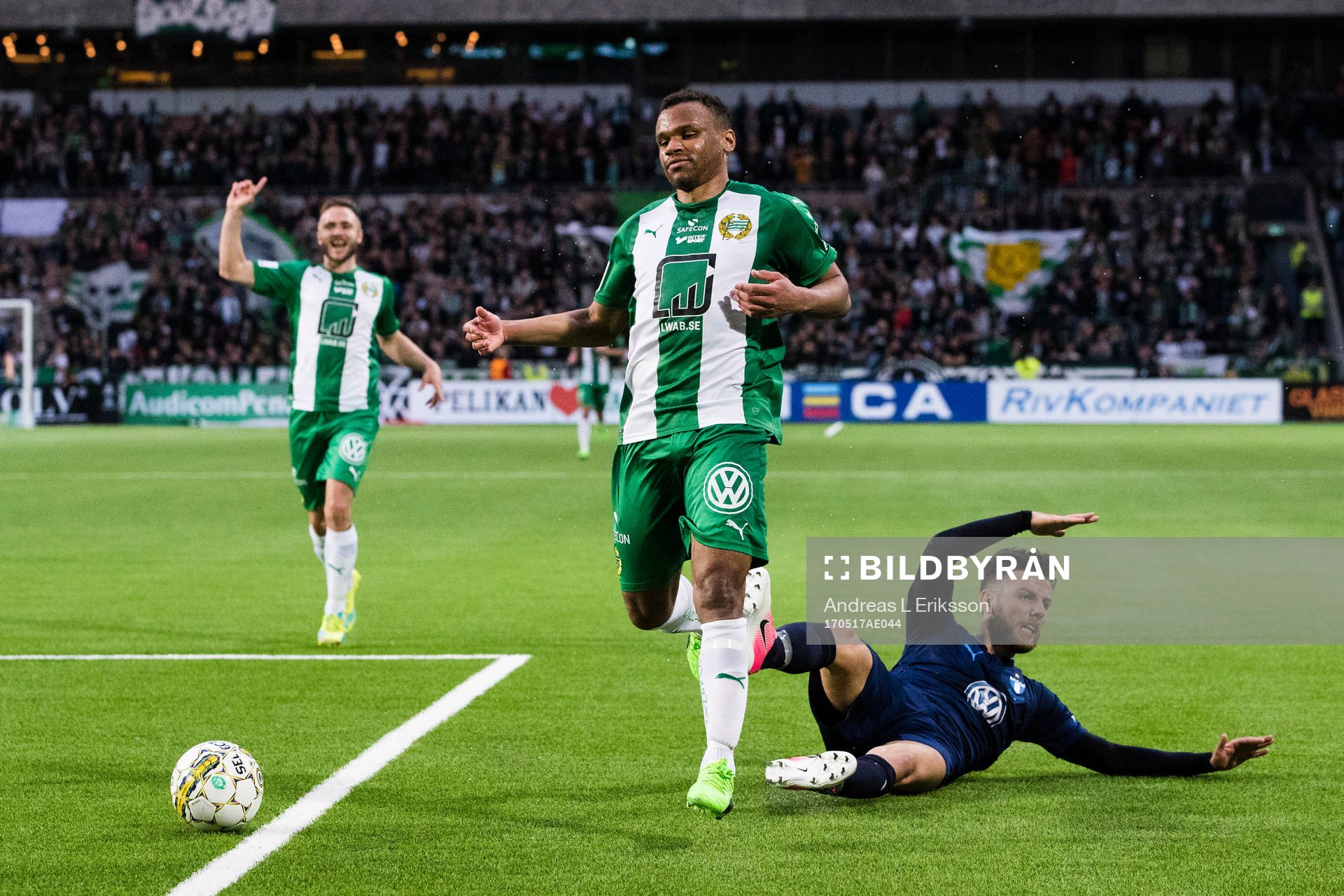 Hammarbys Serge-Junior Martinsson Ngouali och Malmö FFs