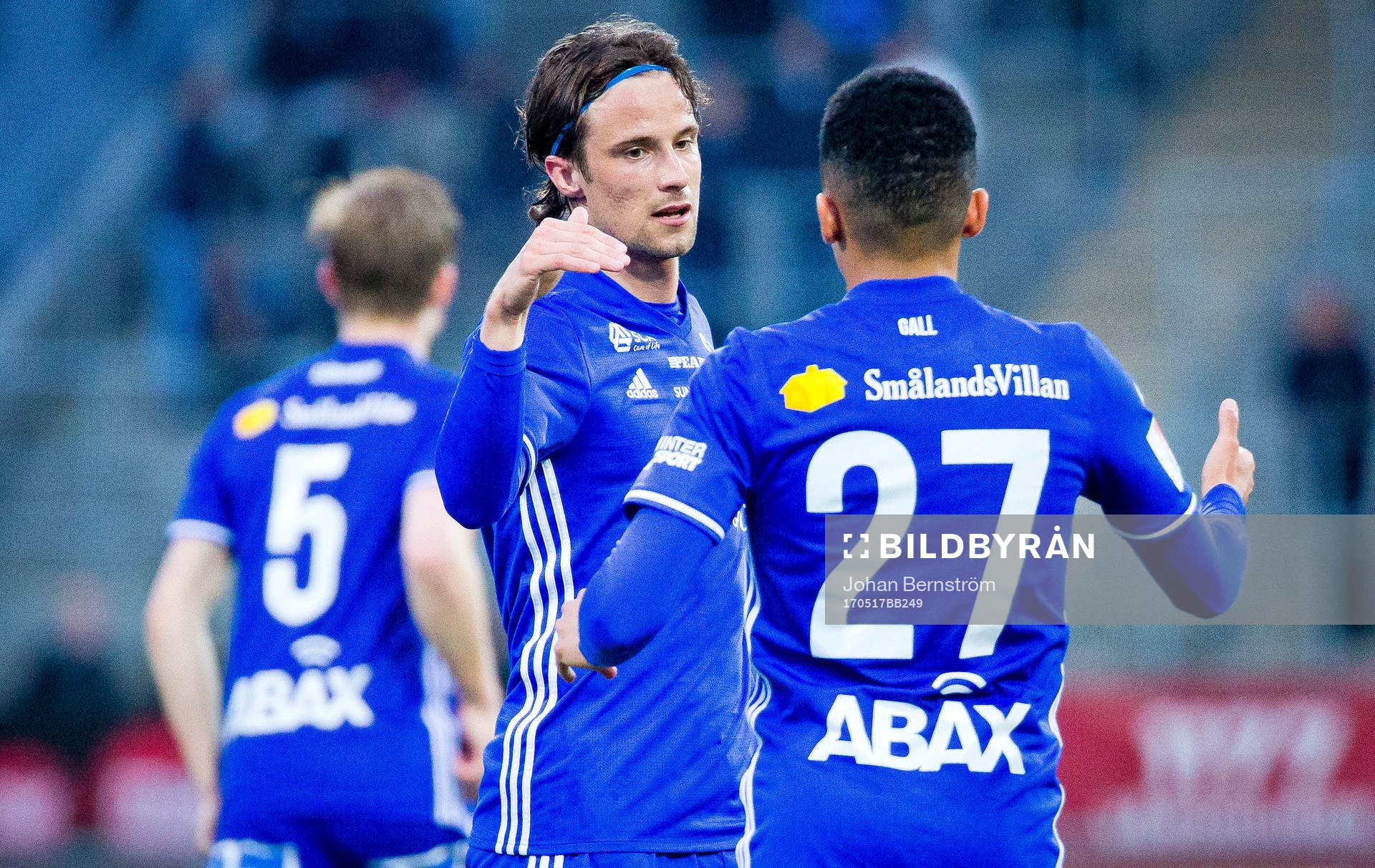 Sundsvalls Linus Hallenius gör 0-2 och jublar med Romain