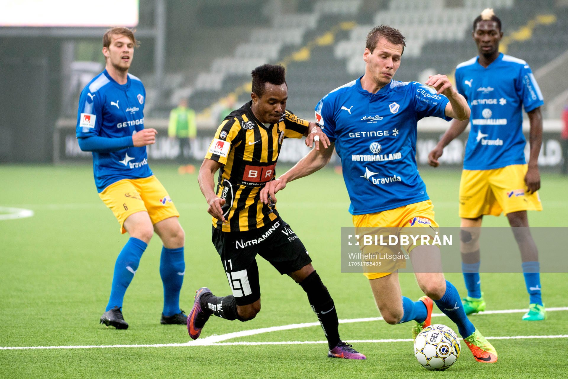 Häckens Gustav Berggren och Halmstads Marcus Johansson