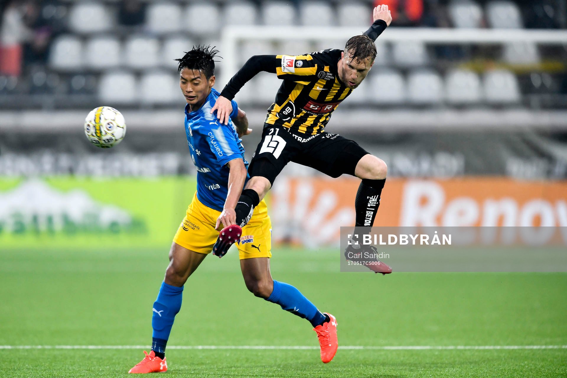Halmstads Kosuke Kinoshita och Häckens Rasmus Lindgren
