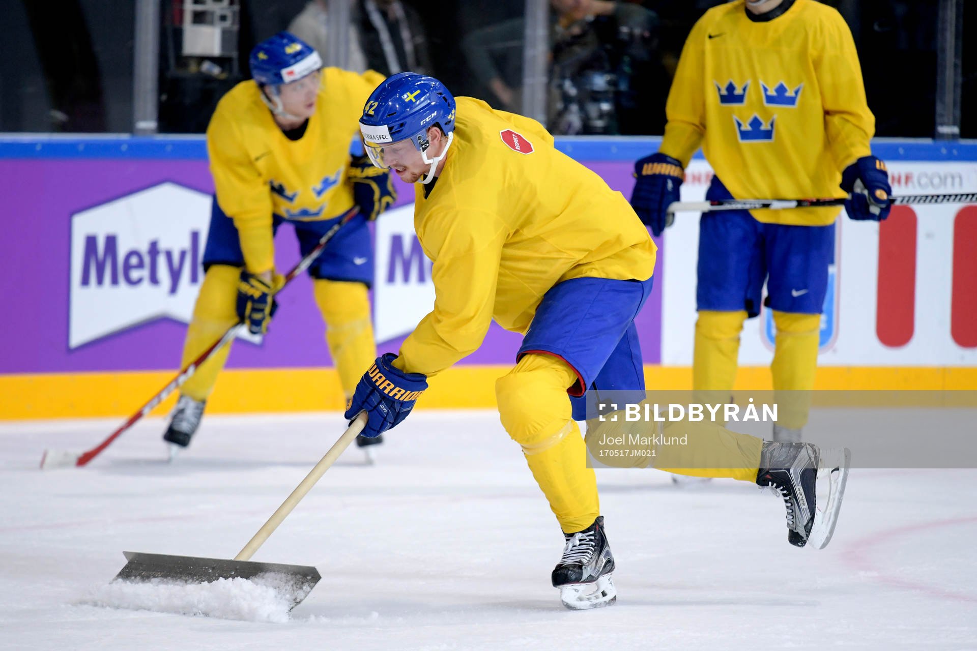 Joakim Nordström skrapar isen på Sveriges