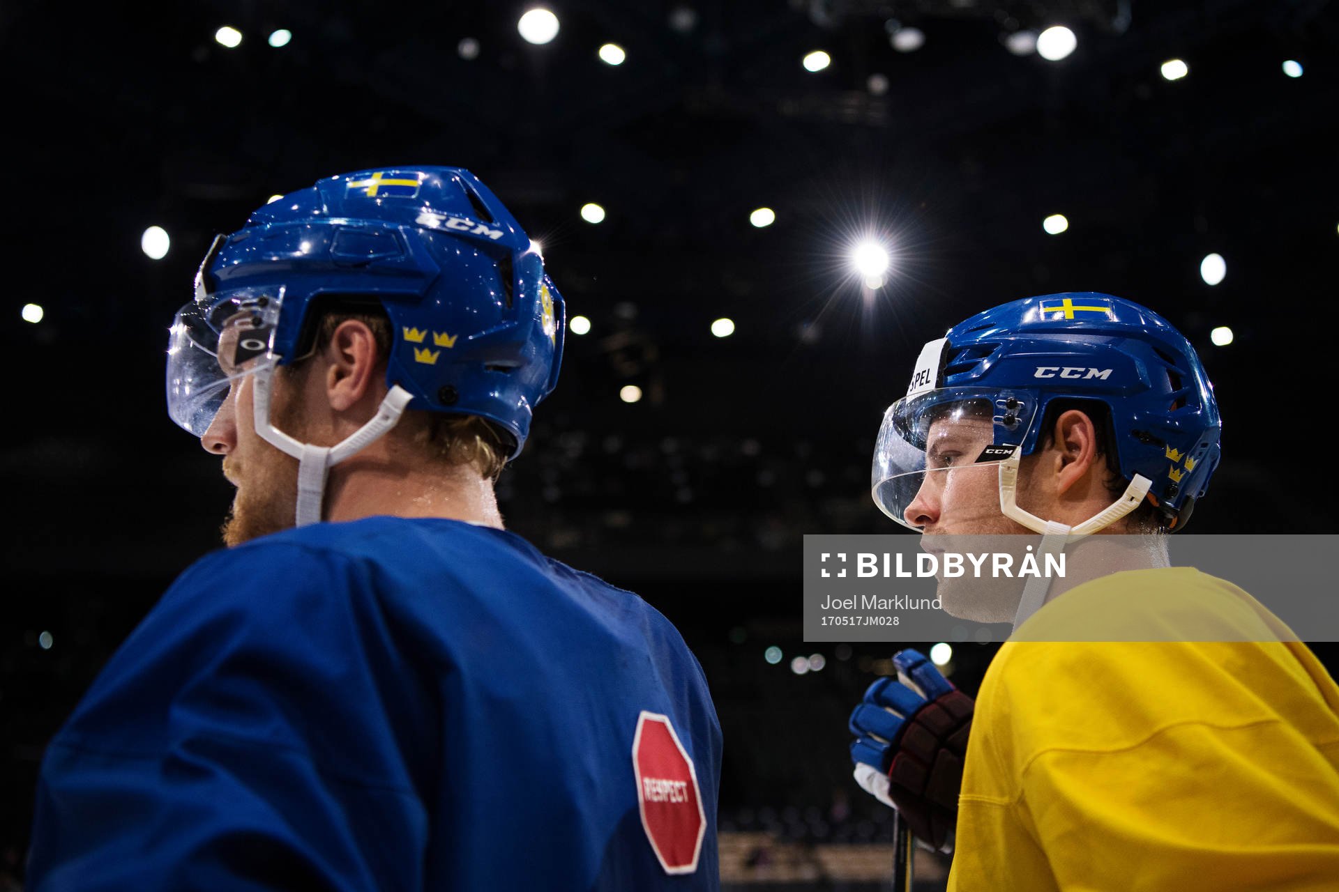 Gabriel Landeskog och Oscar Lindberg på Sveriges