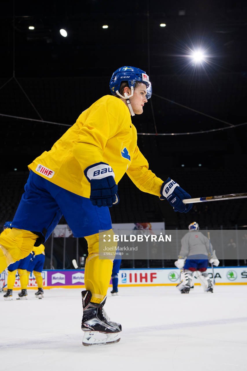 William Nylander på Sveriges ishockeylandslags träning