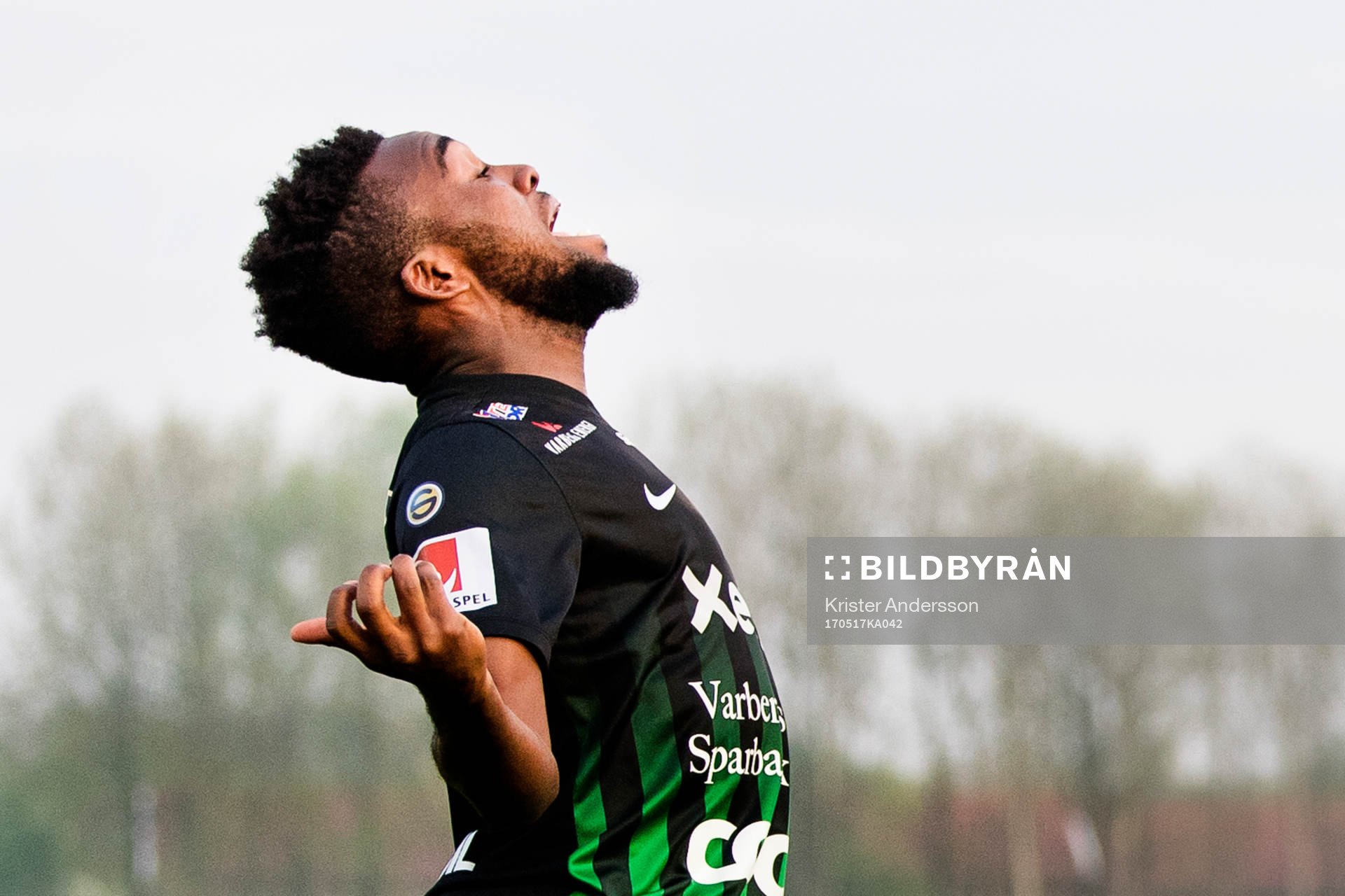 Varbergs Lumala Abdu jublar under fotbollsmatchen i Superettan mellan Varberg och GAIS den 17 maj 2017 i Varberg.