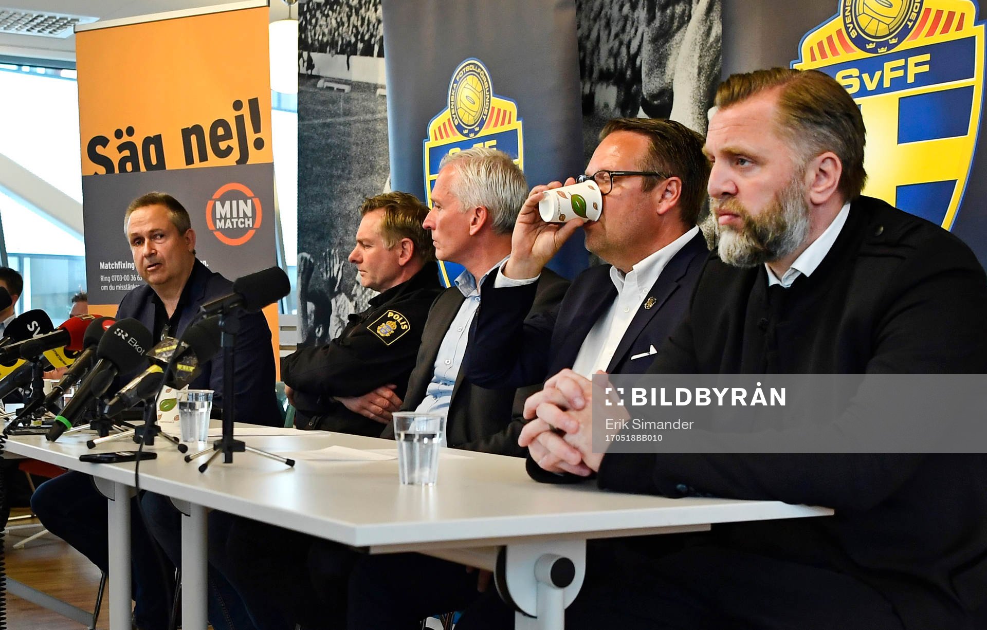 Mats Enquist, Svensk Elitfotboll SEF, Fredrik Gårdare,