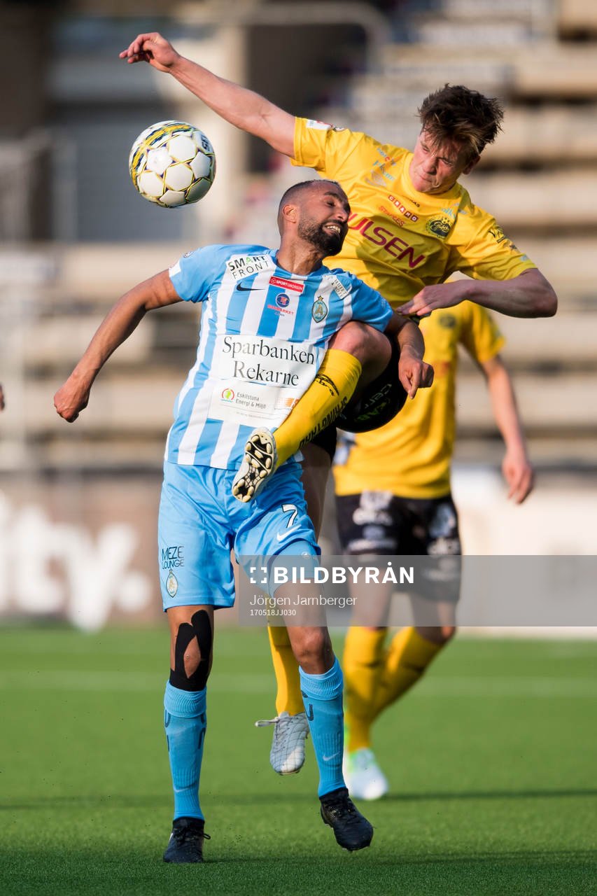 AFC Eskilstunas Ferid Ali och Elfsborgs Simon Olsson
