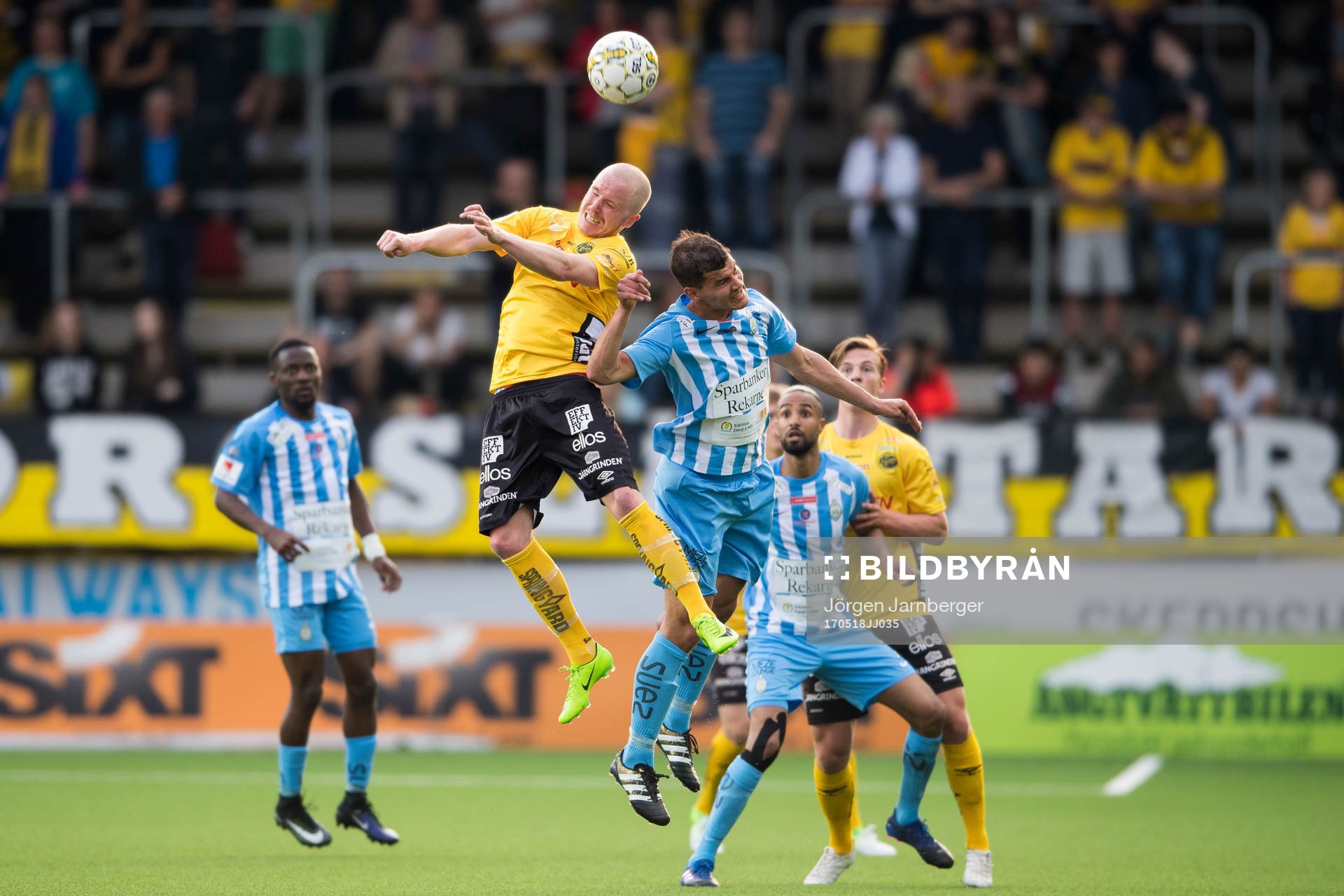 Elfsborgs Simon Lundevall och AFC Eskilstunas Mauricio