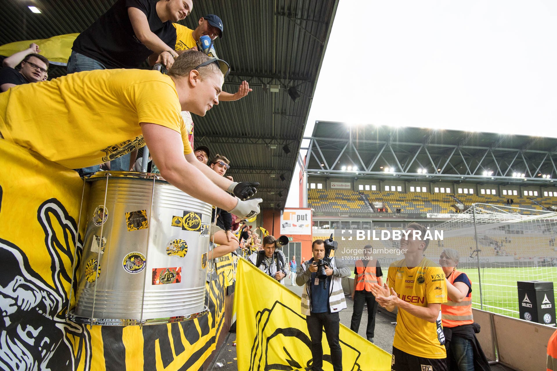 Elfsborgs Lasse Nilsson hyllas av supportrarna