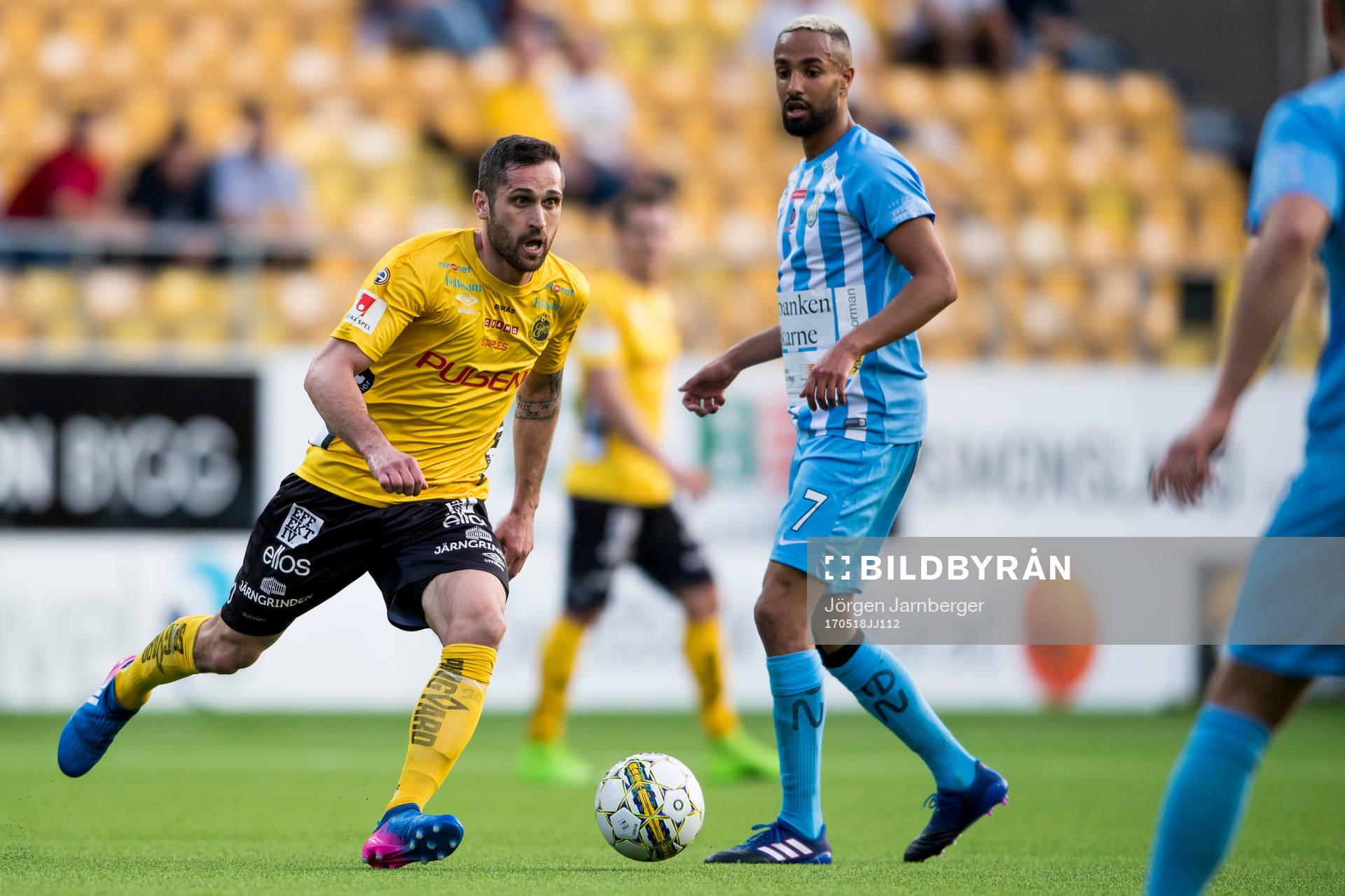 Elfsborgs Emir Bajrami och AFC Eskilstunas Ferid Ali