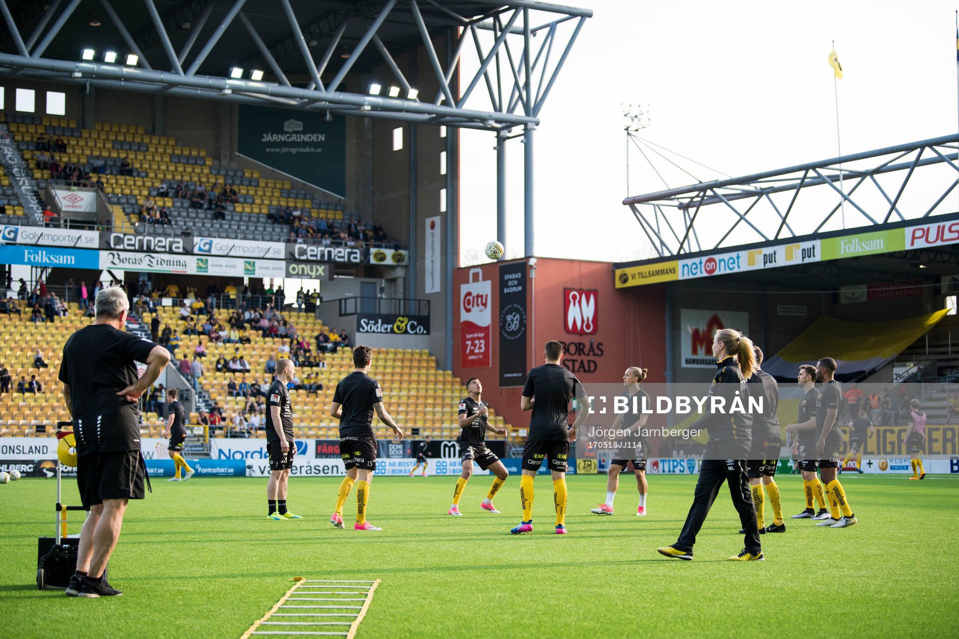Elfsborgs spelare värmer upp