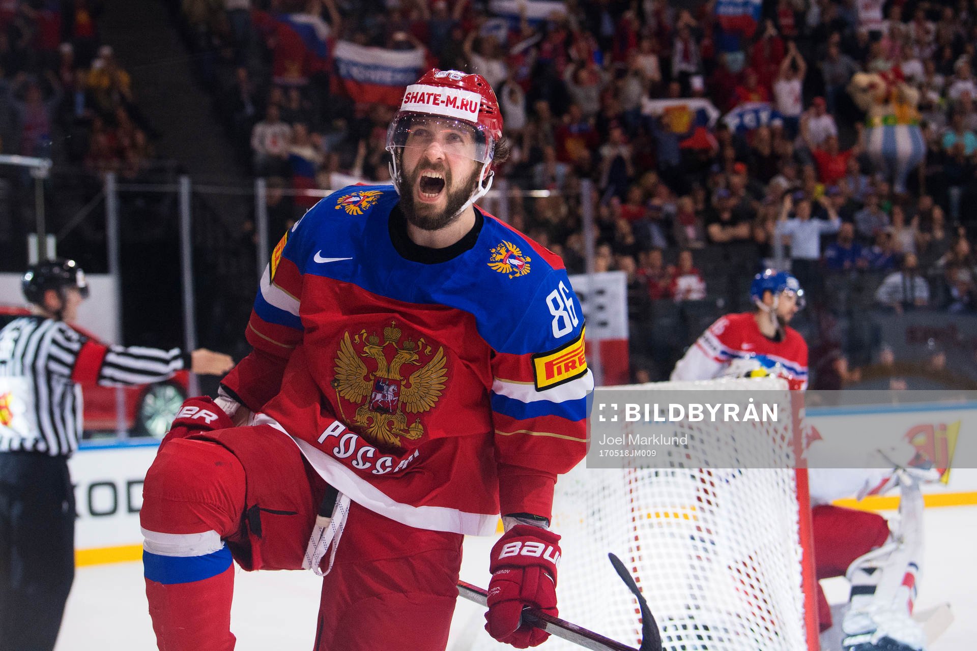 Rysslands Nikita Kucherov jublar