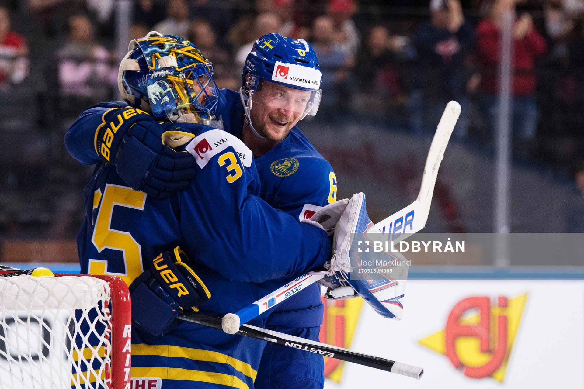 Sveriges målvakt Henrik Lundqvist och Anton Strålman
