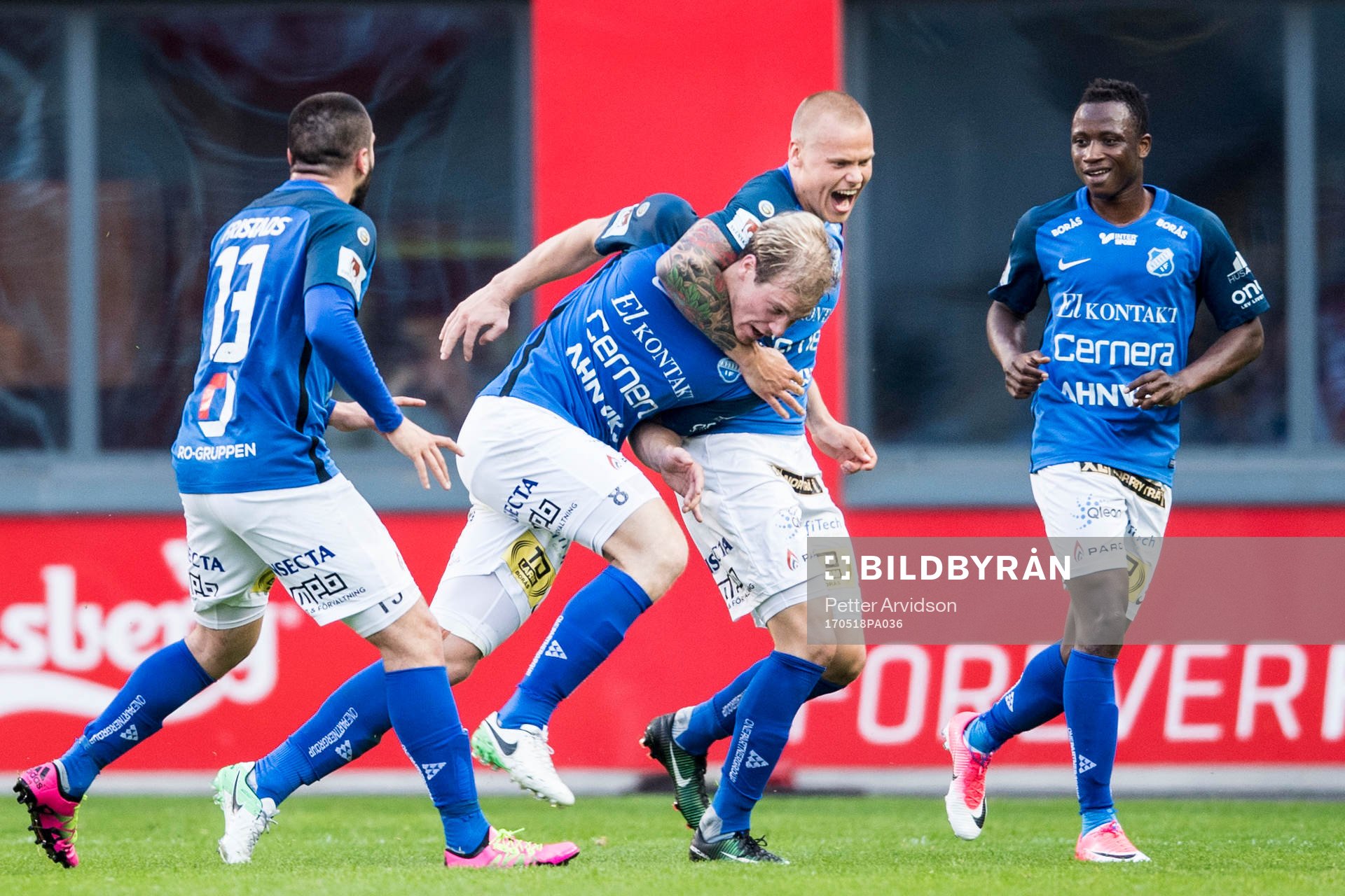 Norrbys Jesper Brandt jublar med Nicklas Savolainen som